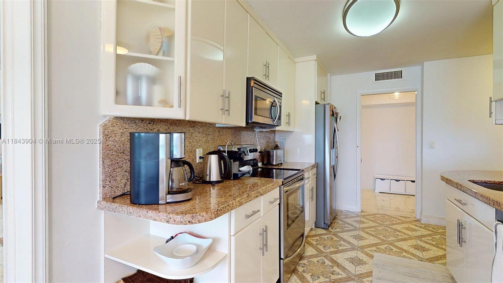 Photo of 1912 Ocean Dr  #9A, Hallandale Beach, Florida, 33009 - 