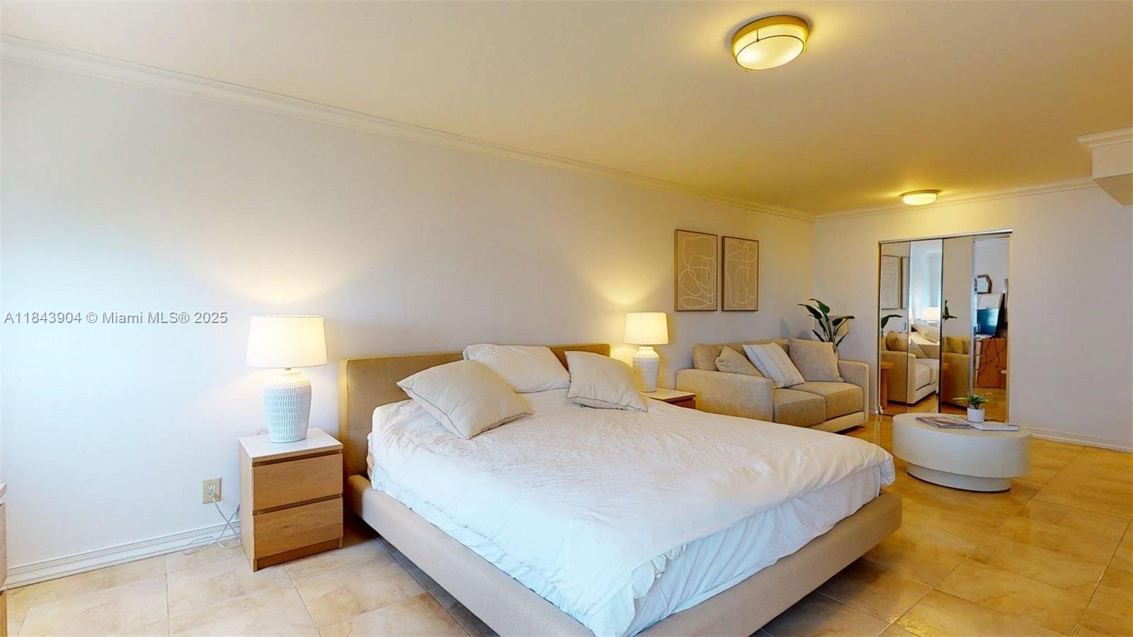 Photo of 1912 Ocean Dr  #9A, Hallandale Beach, Florida, 33009 - 