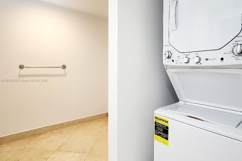 See details 1515 0 / 1 732 sq. ft. $ 2025-07-29 0 Photo