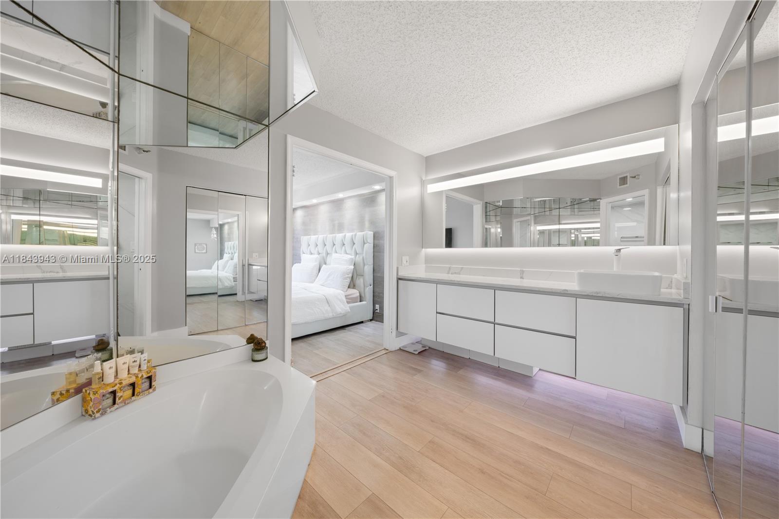 Photo of 3530 Mystic Pointe Dr  #1406, Aventura, Florida, 33180 - 