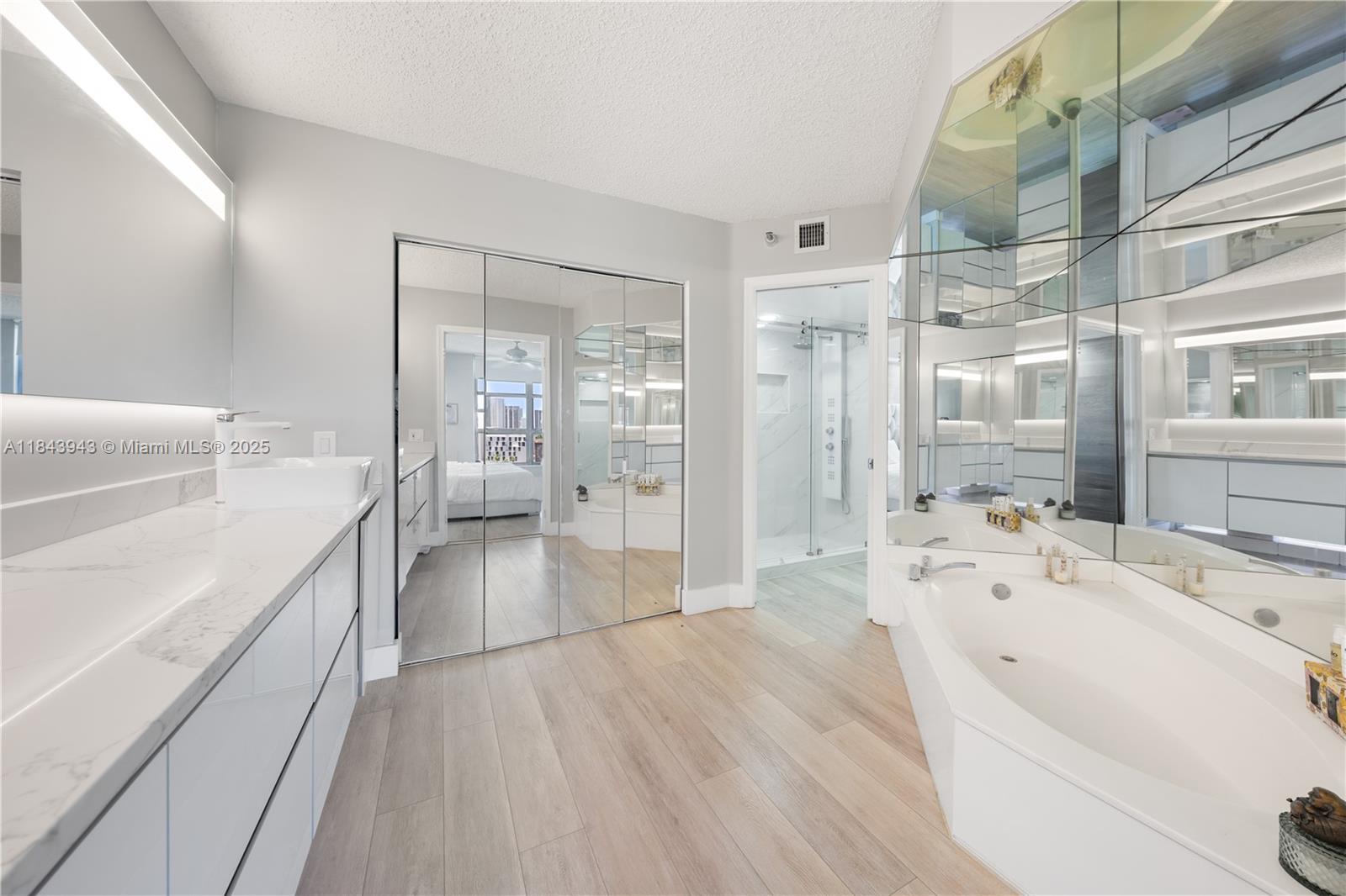 Photo of 3530 Mystic Pointe Dr  #1406, Aventura, Florida, 33180 - 