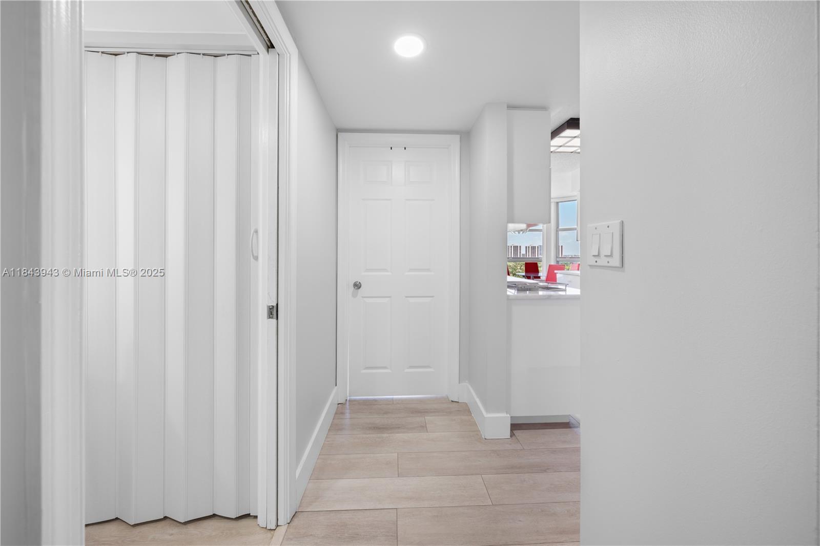 Photo of 3530 Mystic Pointe Dr  #1406, Aventura, Florida, 33180 - 