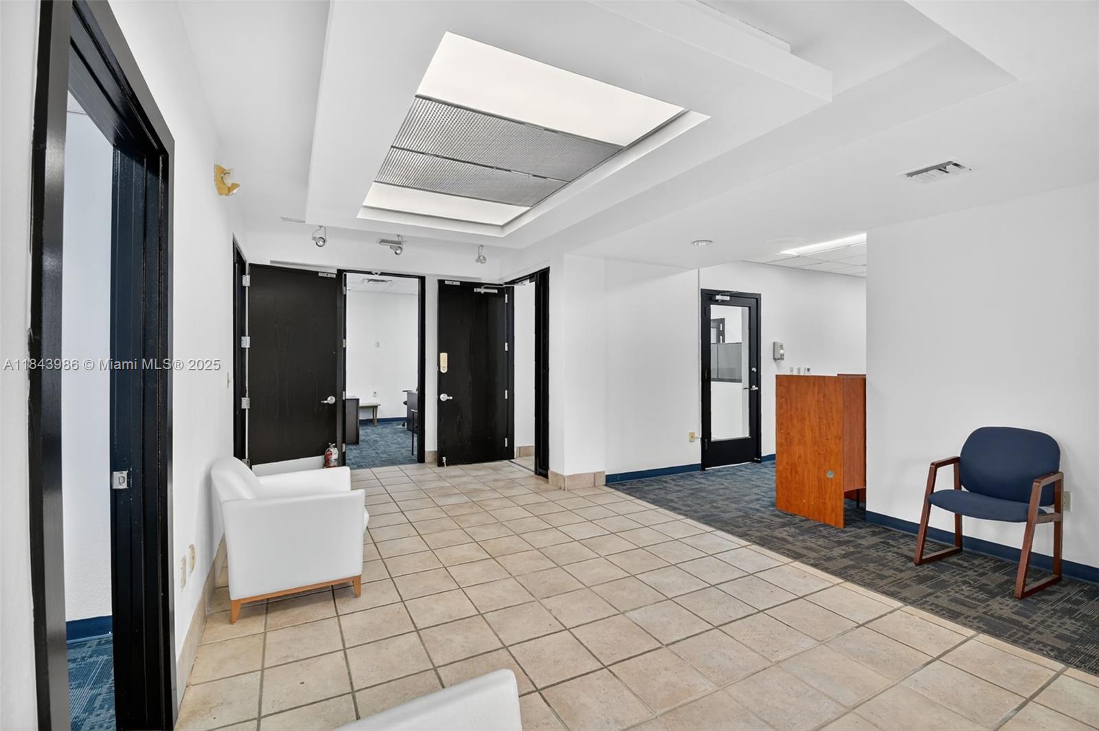 See details / sq. ft. $ 2025-07-21 0 Photo