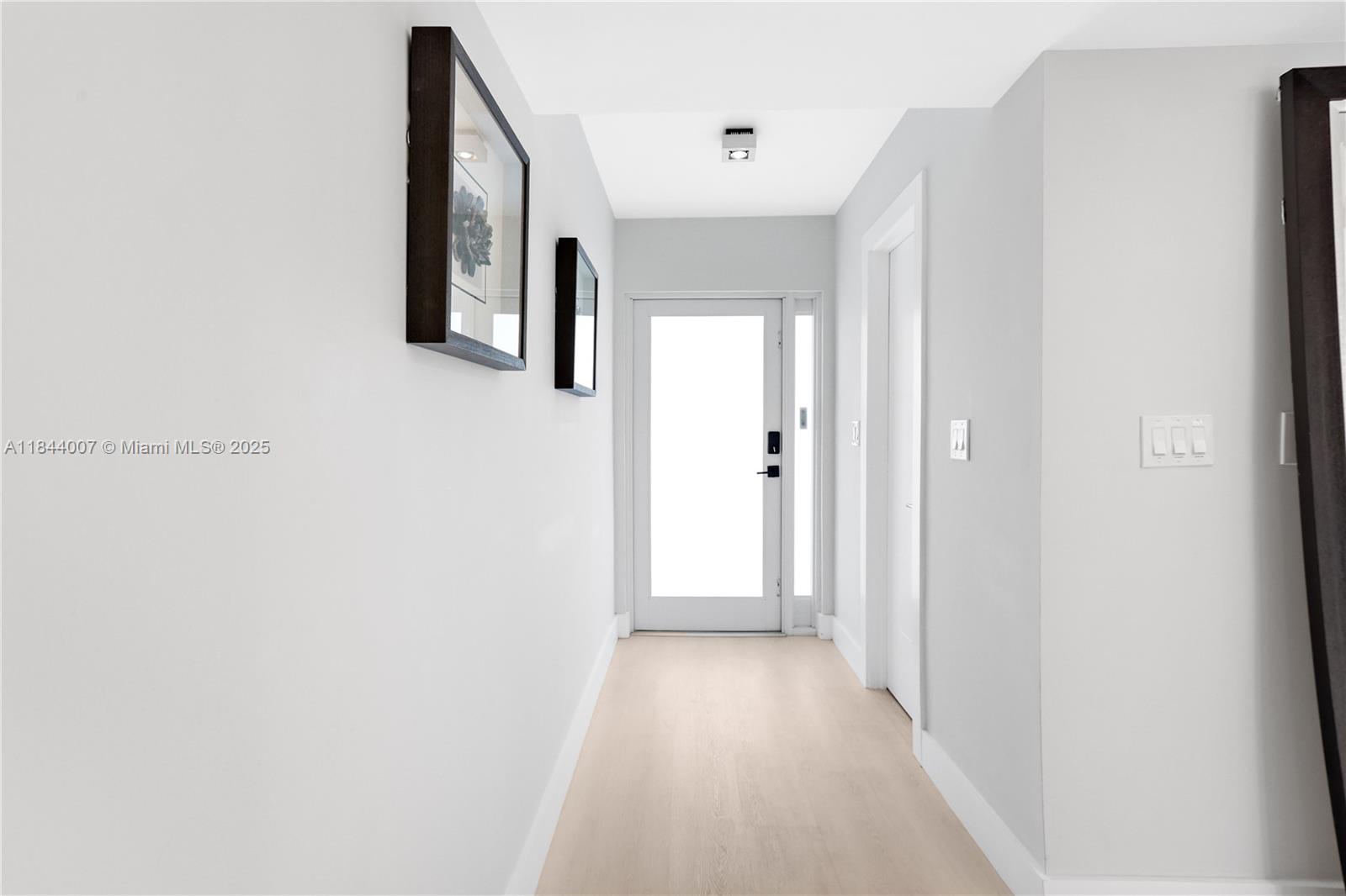 Photo of 325 Poinciana Dr (325), Sunny Isles Beach, Florida, 33160 -