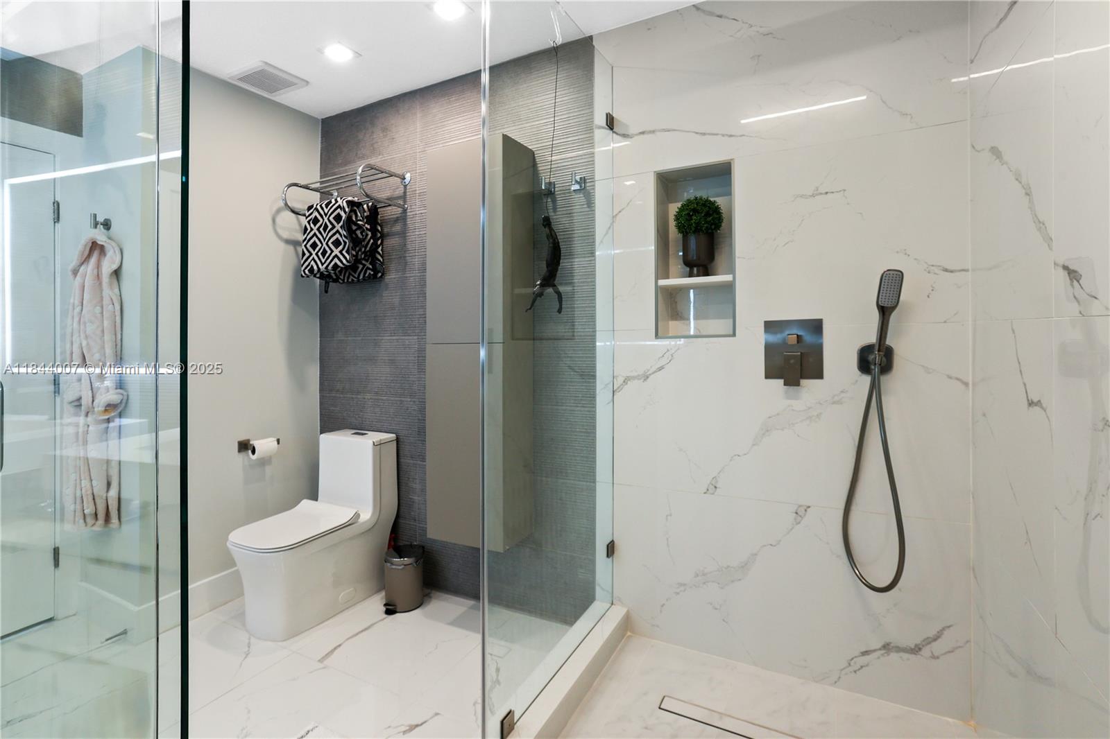 Photo of 325 Poinciana Dr  (325), Sunny Isles Beach, Florida, 33160 - 