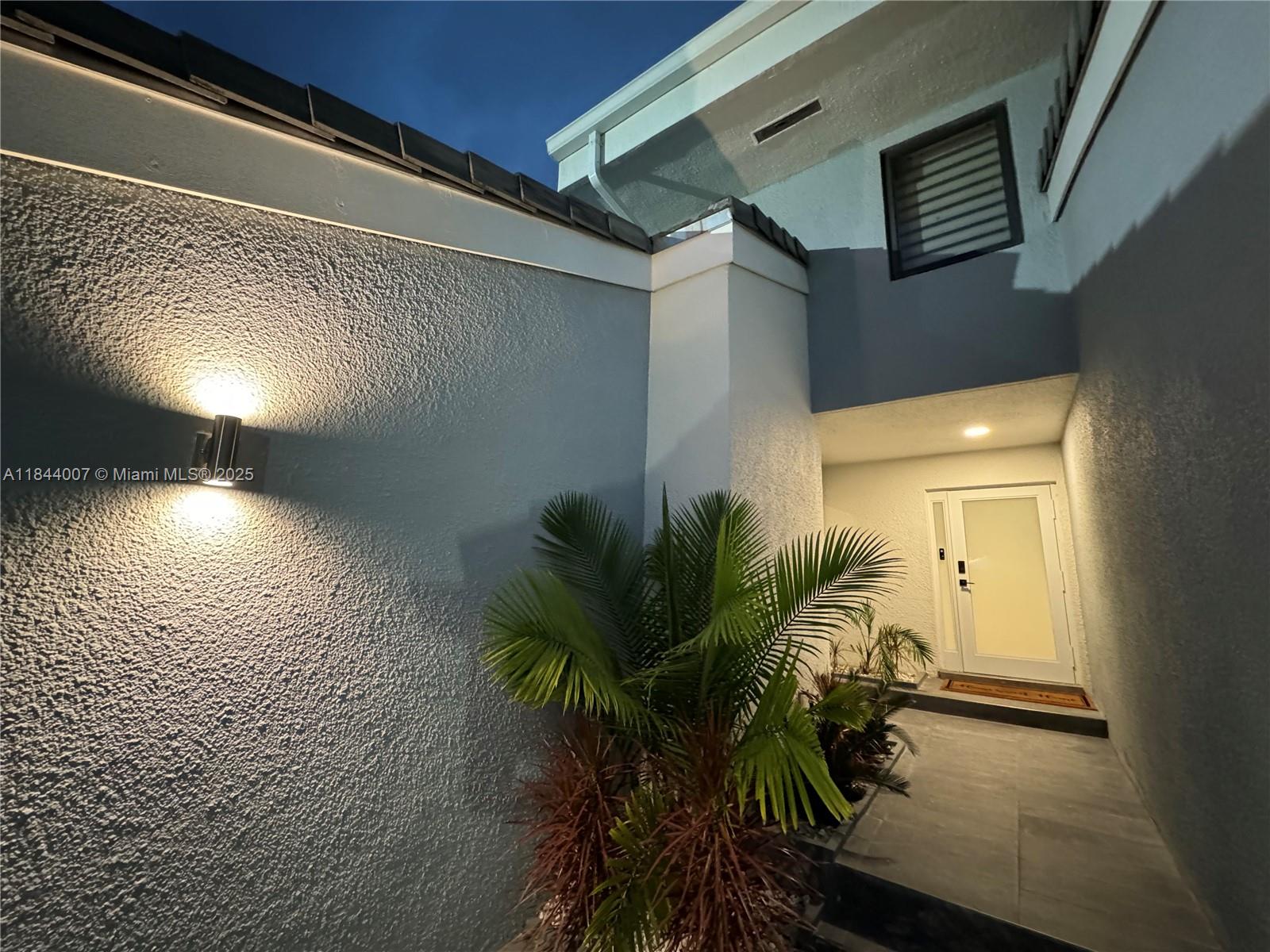 Photo of 325 Poinciana Dr  (325), Sunny Isles Beach, Florida, 33160 - 