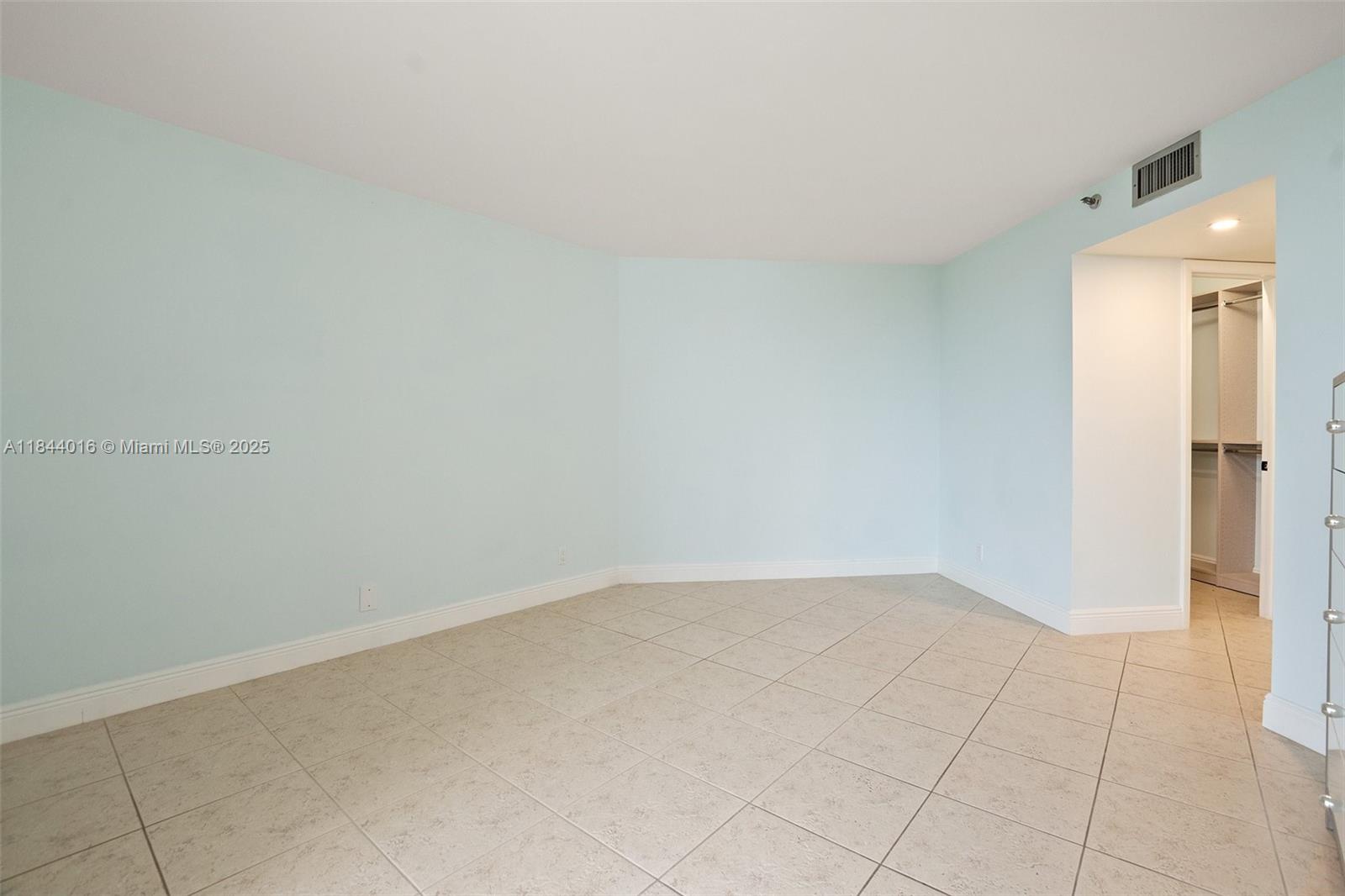 Photo of 300 Three Islands Blvd  #707, Hallandale Beach, Florida, 33009 - 