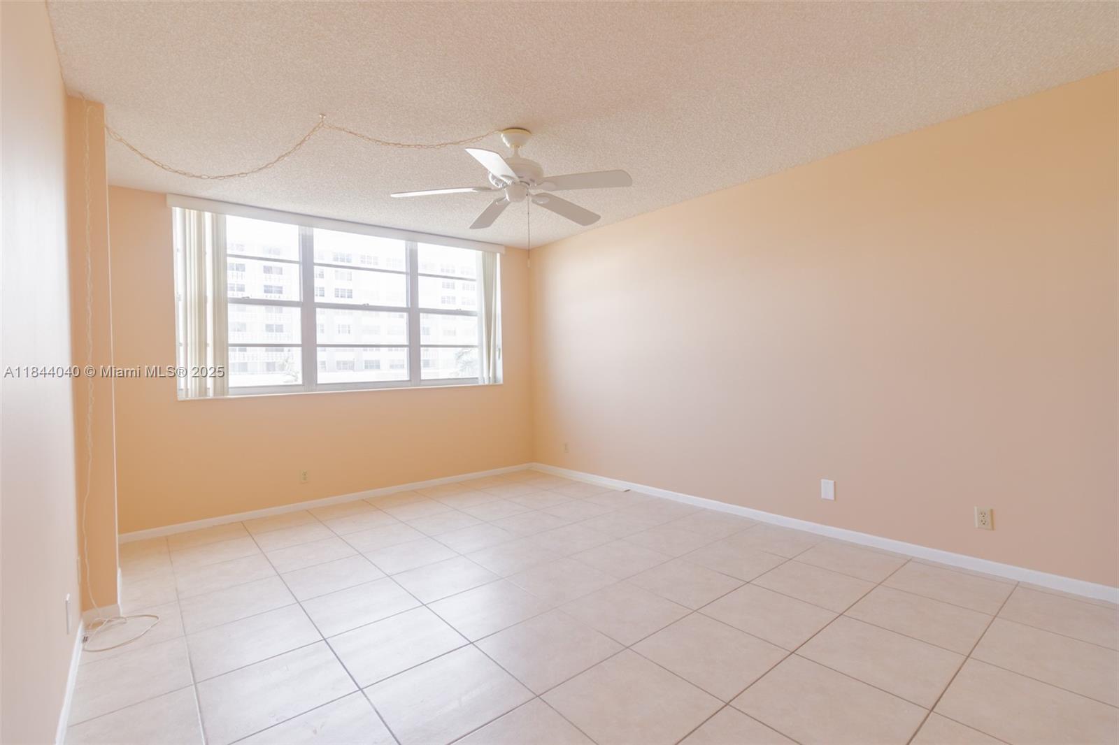 Photo of 3161 Ocean Dr  #401, Hallandale Beach, Florida, 33009 - 