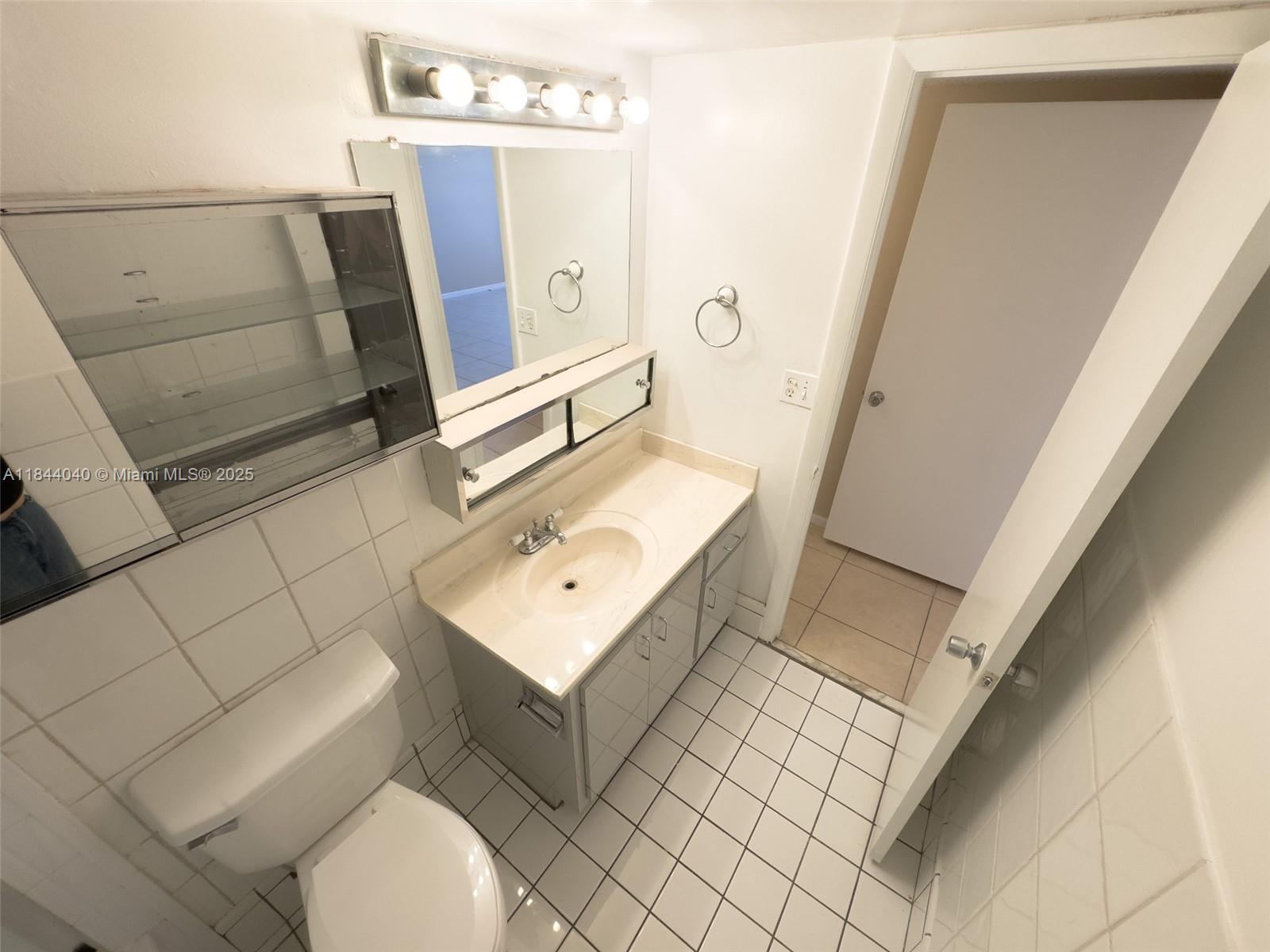 Photo of 3161 Ocean Dr  #401, Hallandale Beach, Florida, 33009 - 