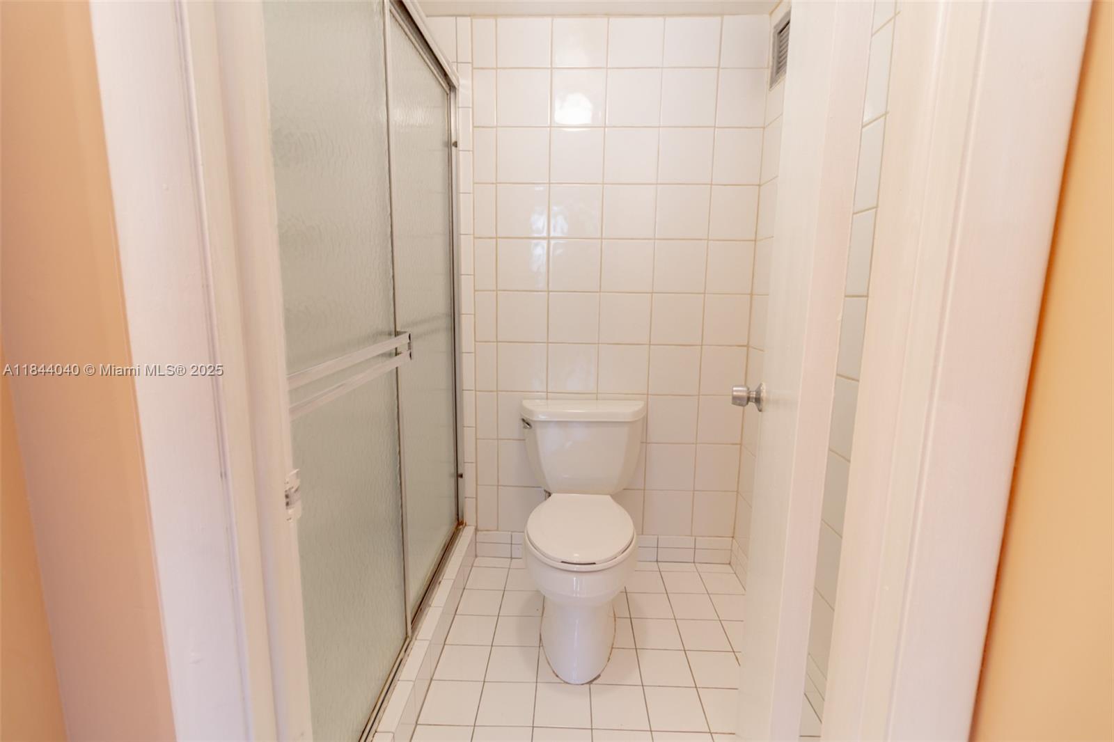 Photo of 3161 Ocean Dr  #401, Hallandale Beach, Florida, 33009 - 