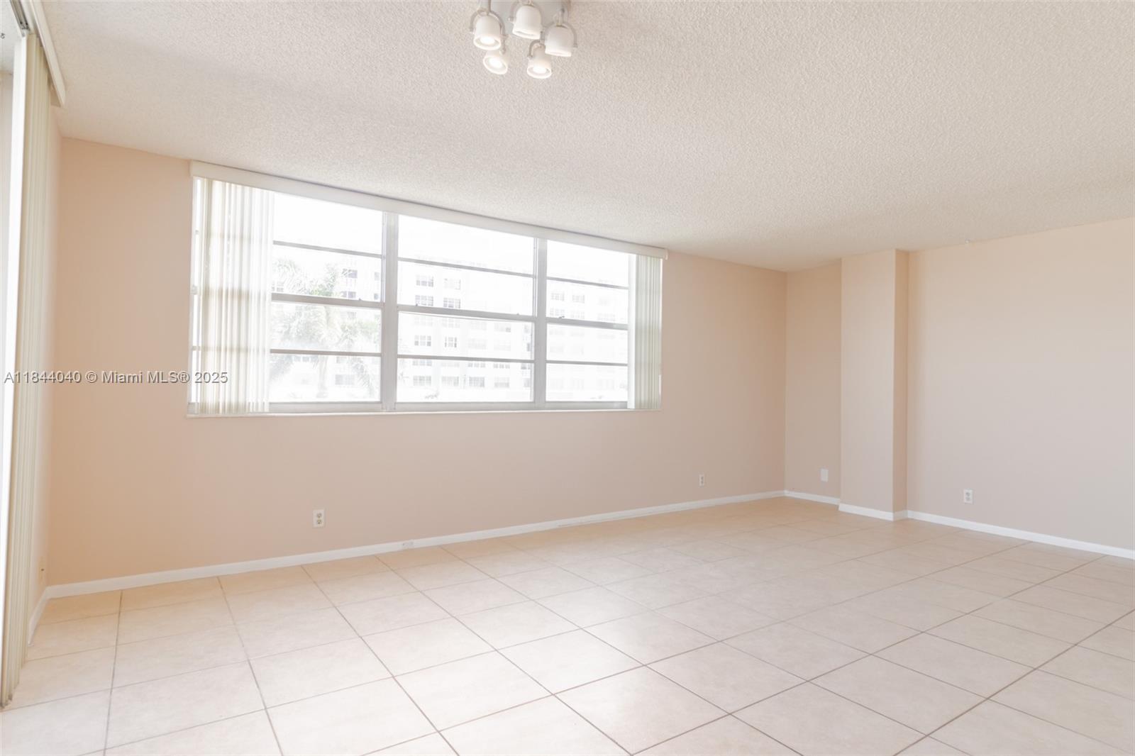 Photo of 3161 Ocean Dr  #401, Hallandale Beach, Florida, 33009 - 