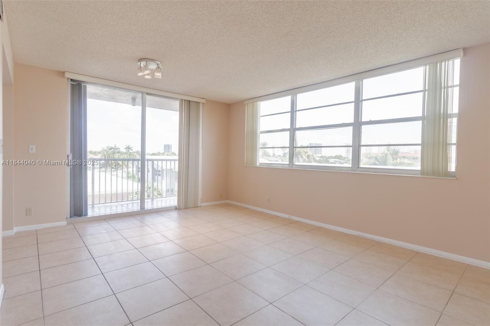 Photo of 3161 Ocean Dr  #401, Hallandale Beach, Florida, 33009 - 