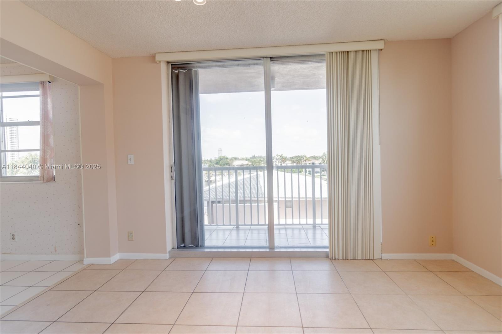 Photo of 3161 Ocean Dr  #401, Hallandale Beach, Florida, 33009 - 