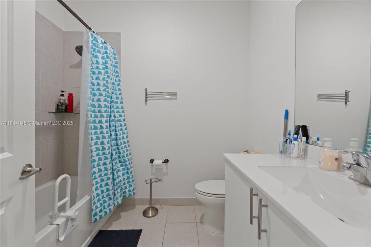 24717 4 / 3 1820 sq. ft. $ 2026-09-28 0 foto