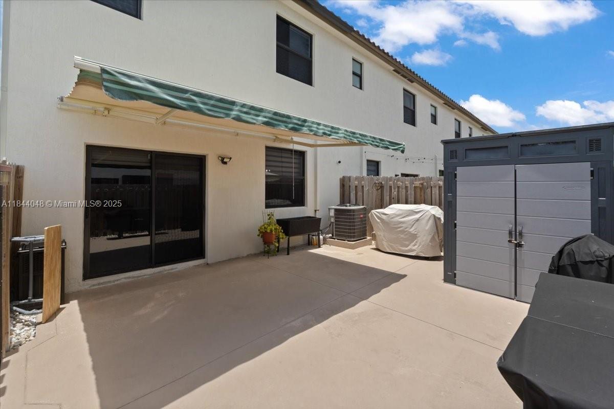 24717 4 / 3 1820 sq. ft. $ 2026-09-28 0 foto