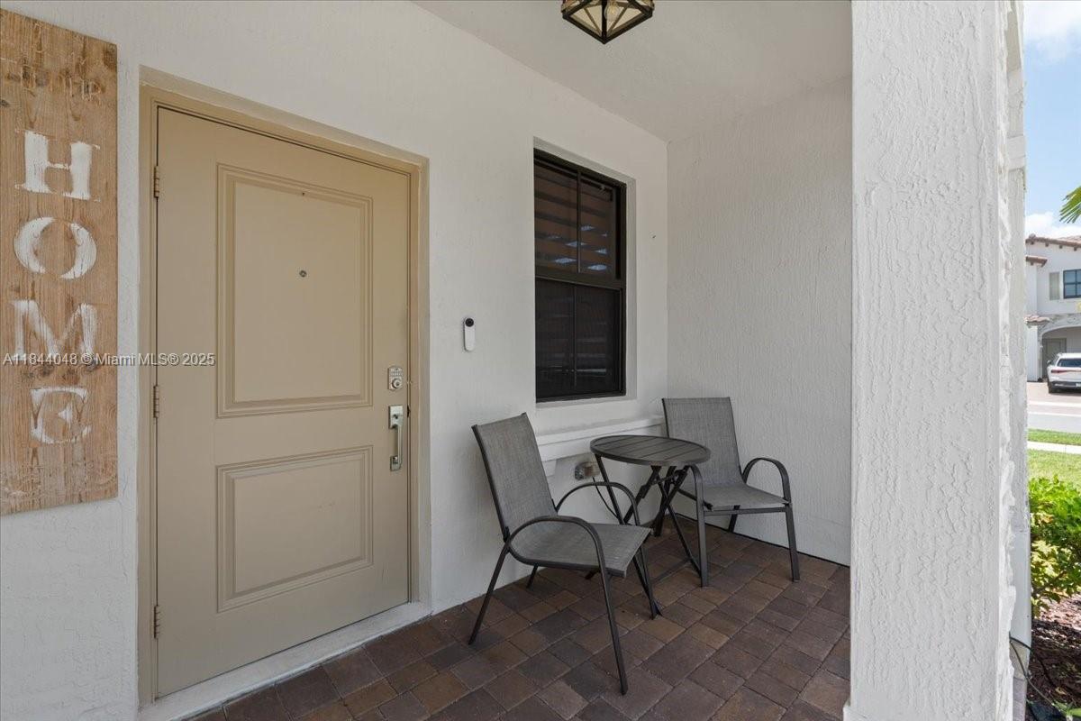 24717 4 / 3 1820 sq. ft. $ 2026-09-28 0 foto