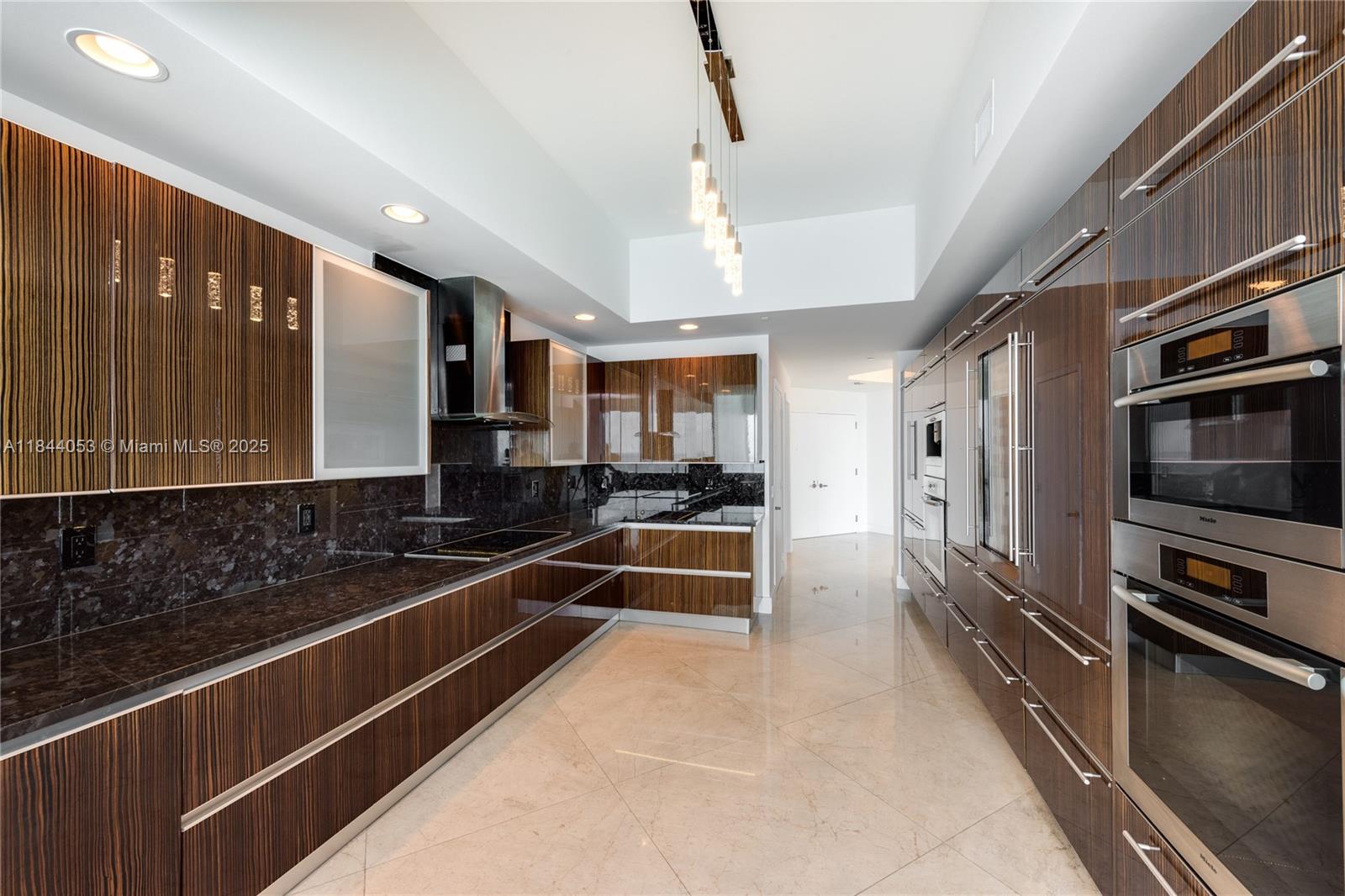 Photo of 2711 Ocean Dr  #3302, Hollywood, Florida, 33019 - 