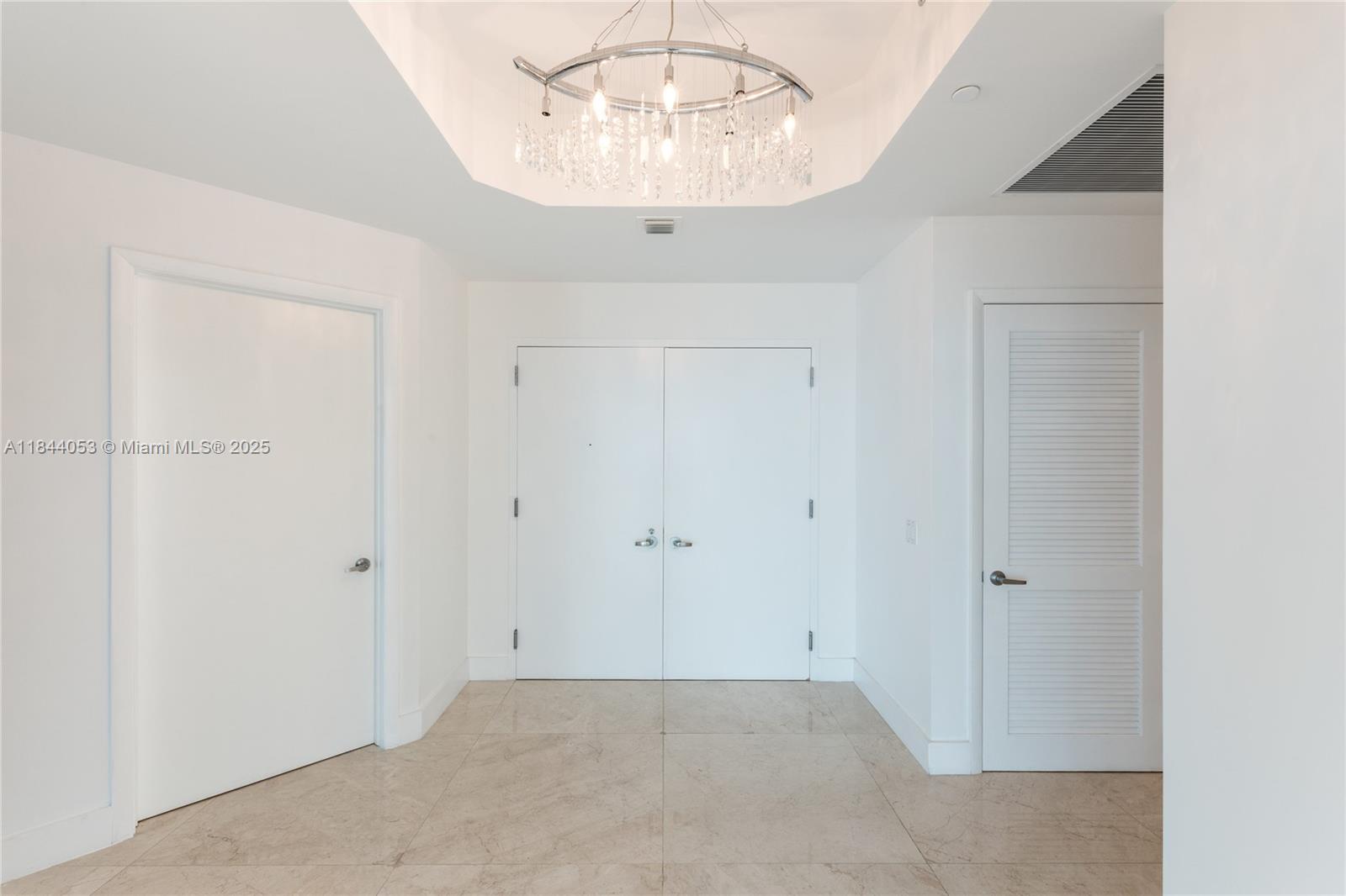 Photo of 2711 Ocean Dr  #3302, Hollywood, Florida, 33019 - 
