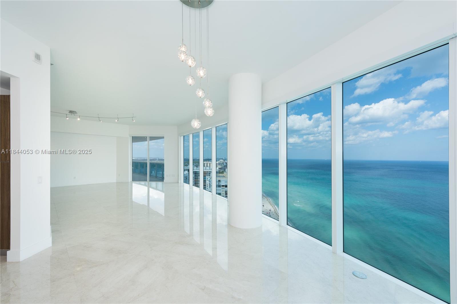Photo of 2711 Ocean Dr  #3302, Hollywood, Florida, 33019 - 