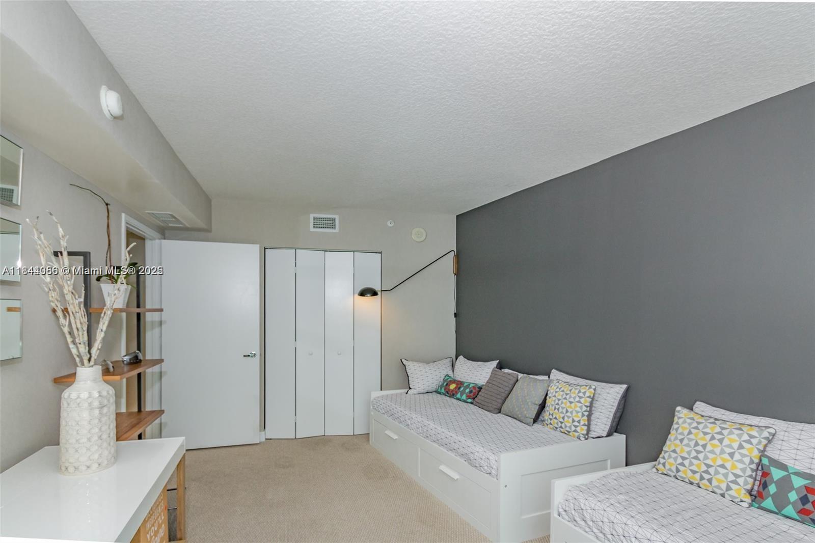 Photo of 250 Sunny Isles Blvd  #31203, Sunny Isles Beach, Florida, 33160 - 