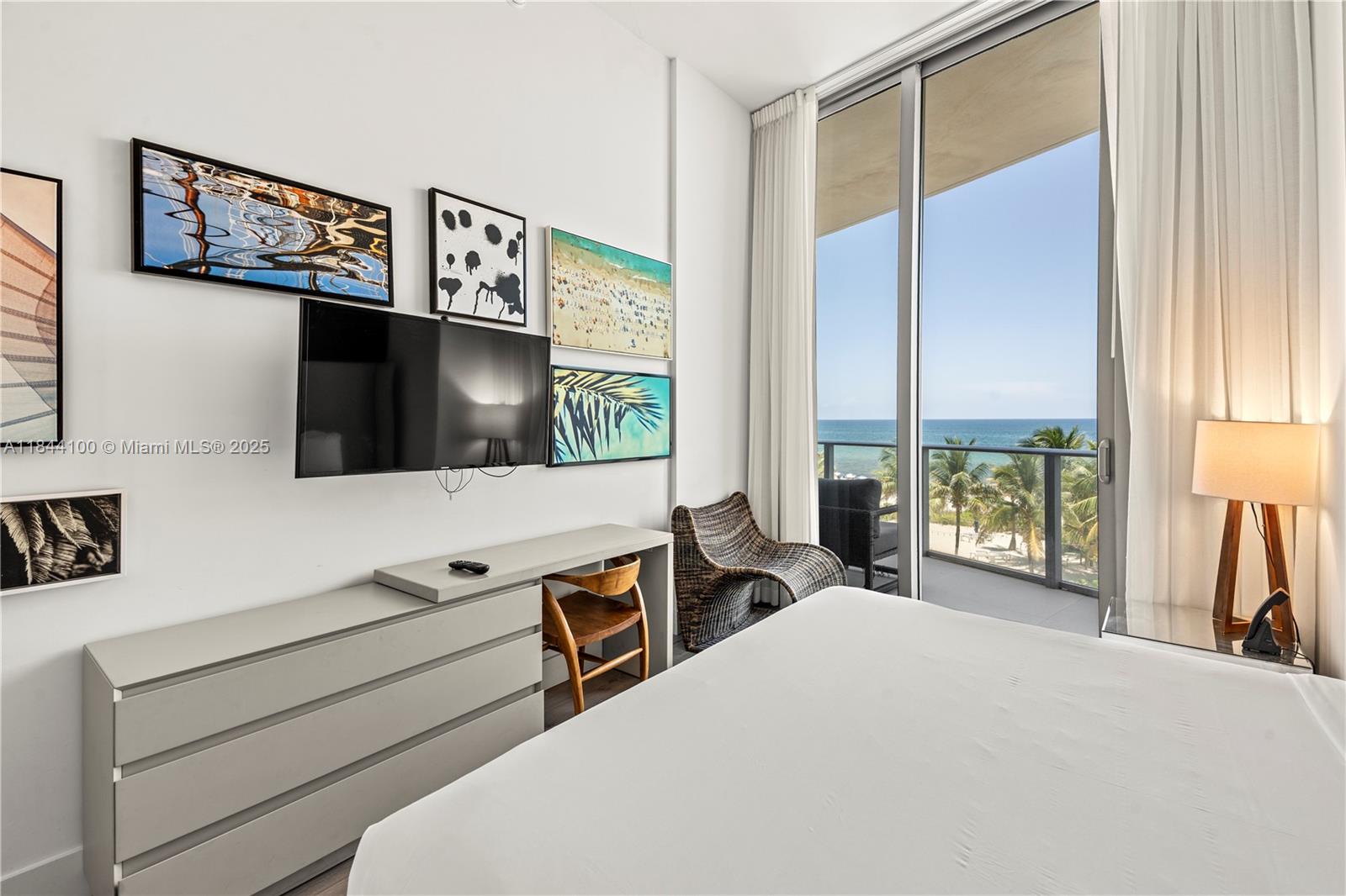 301 2 / 2 1172 sq. ft. $ 2025-07-21 0 Photo
