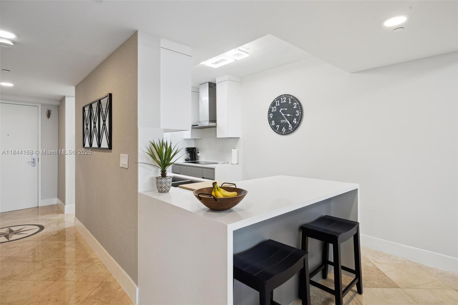 See details 3408 3 / 3 1571 sq. ft. $ 2025-07-21 0 Photo