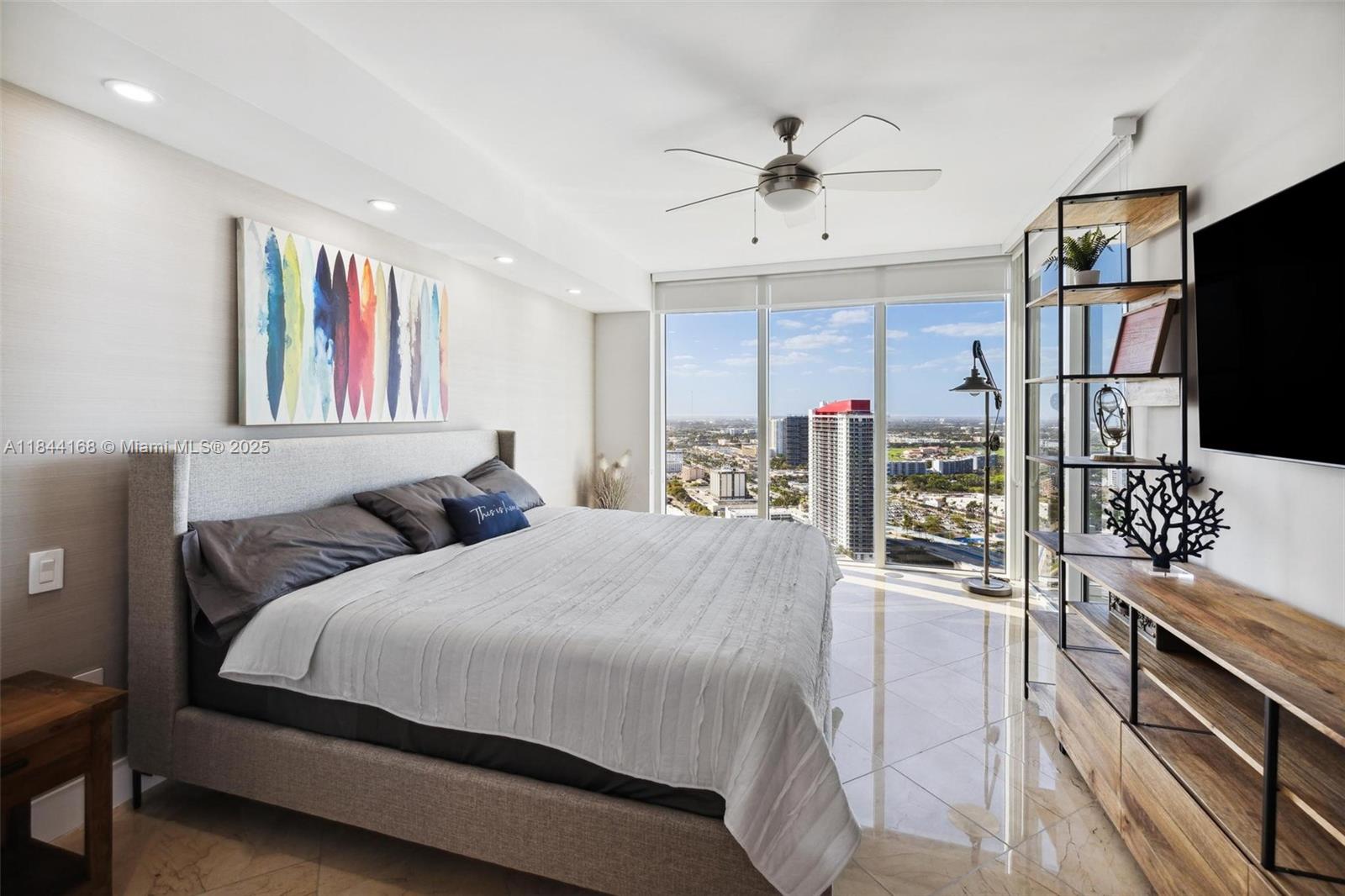 See details 3408 3 / 3 1571 sq. ft. $ 2025-07-21 0 Photo