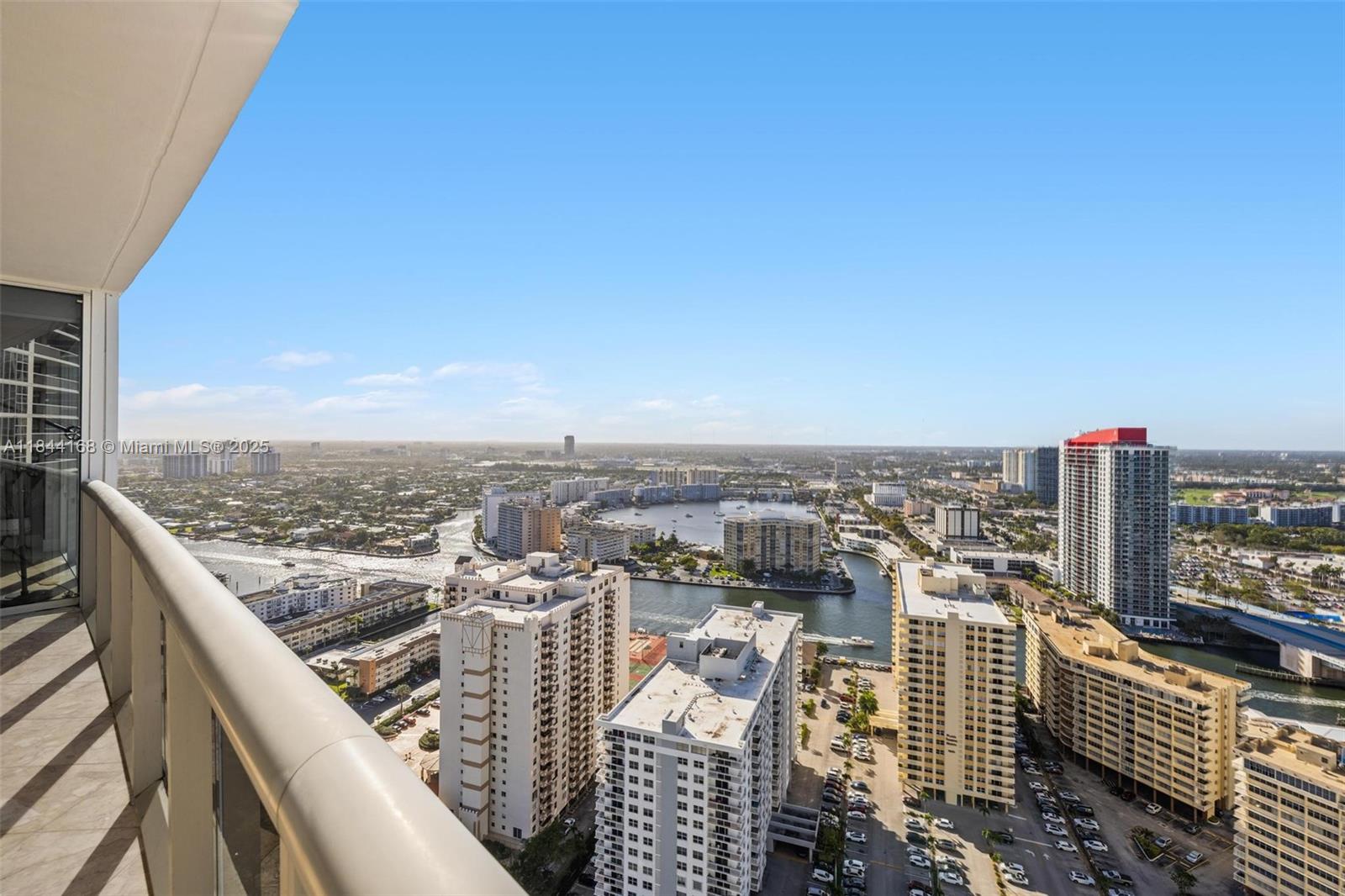 See details 3408 3 / 3 1571 sq. ft. $ 2025-07-21 0 Photo