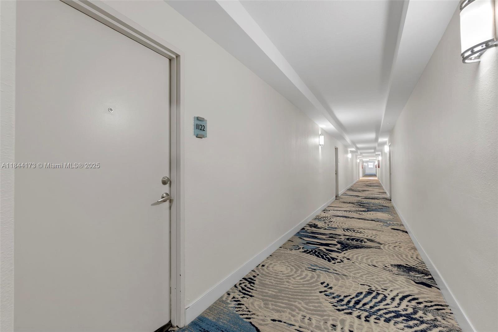 Photo of 3000 Ocean Dr  #1122, Hollywood, Florida, 33019 - 