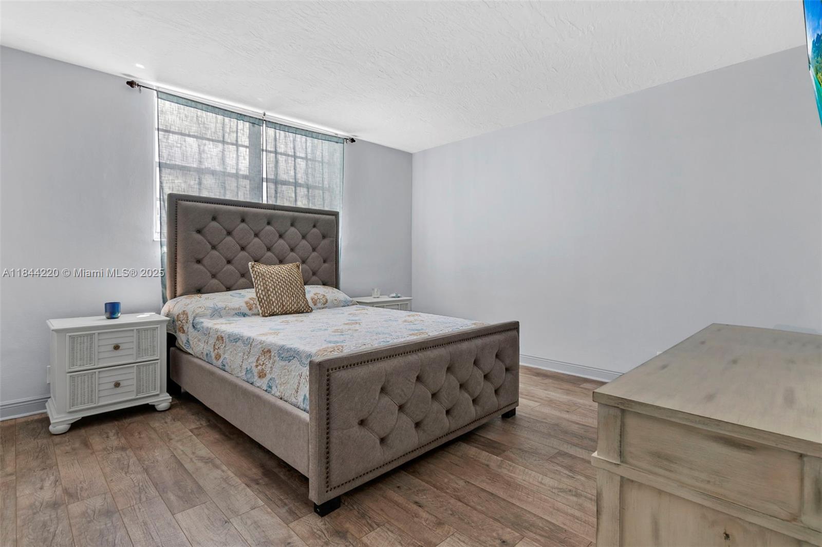 Photo of 3000 Ocean Dr  #1122, Hollywood, Florida, 33019 - 