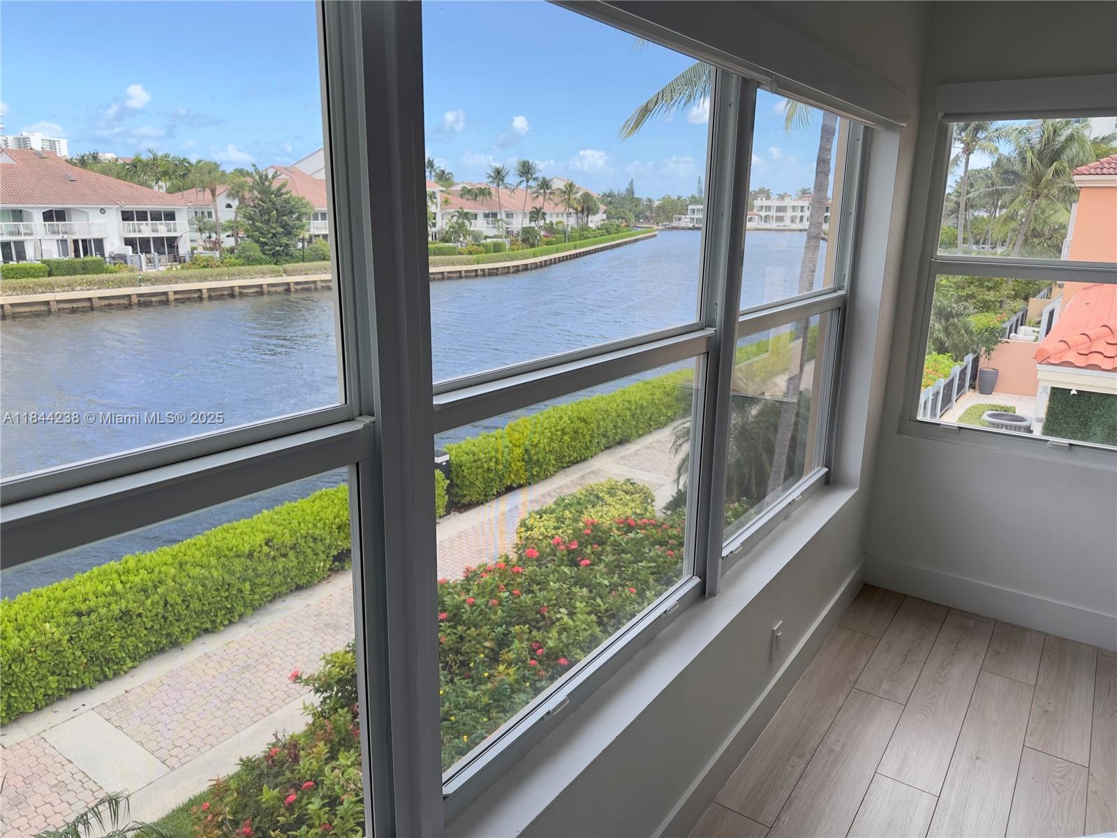 Photo of 3757 208th Ter  (3757), Aventura, Florida, 33180 - 