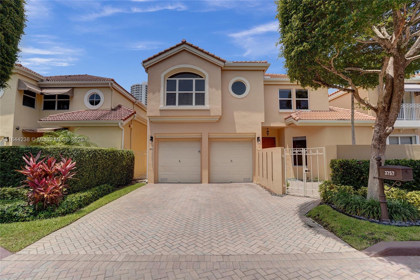 Photo of 3757 208th Ter  (3757), Aventura, Florida, 33180 - 