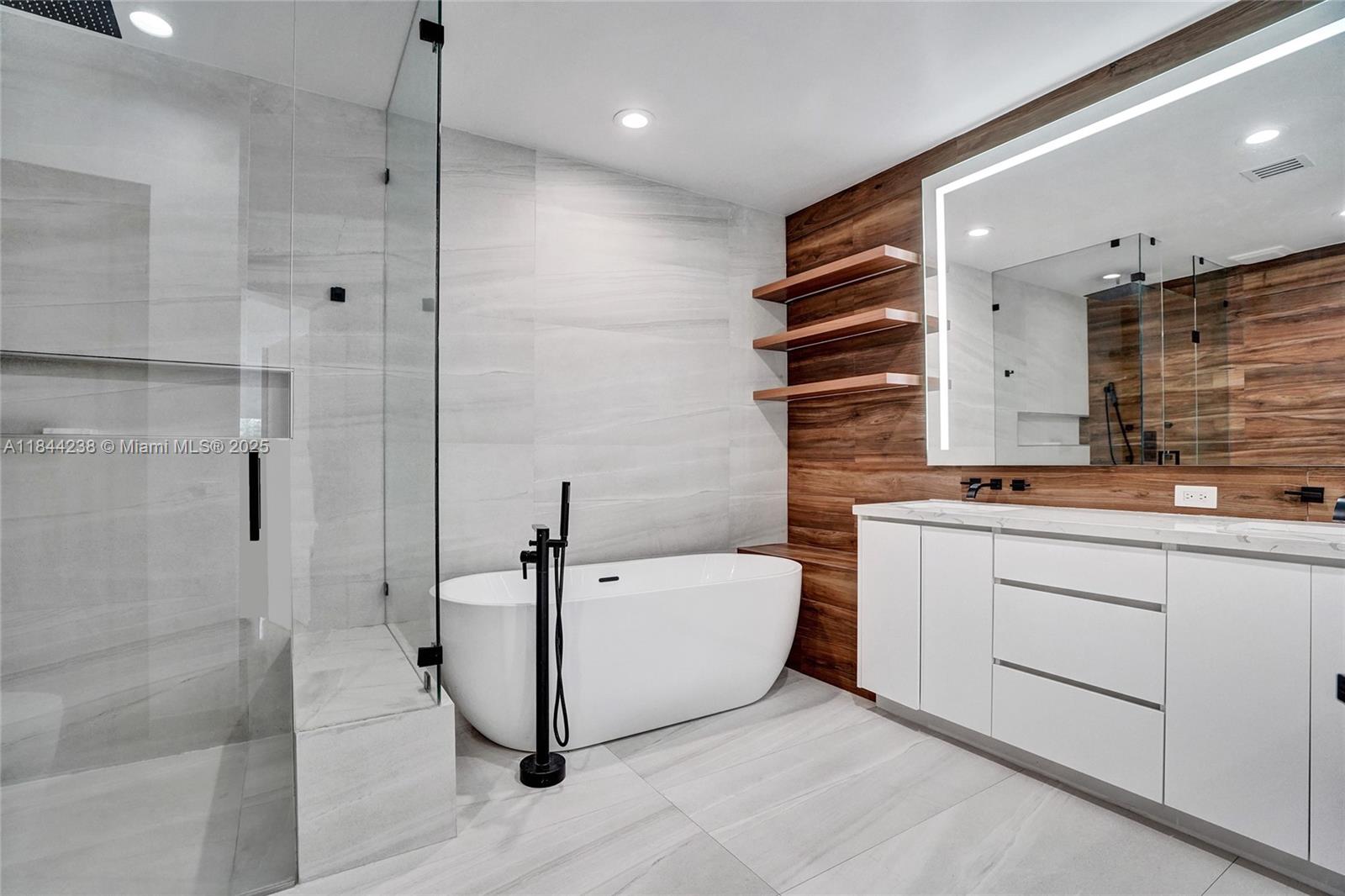 Photo of 3757 208th Ter  (3757), Aventura, Florida, 33180 - 