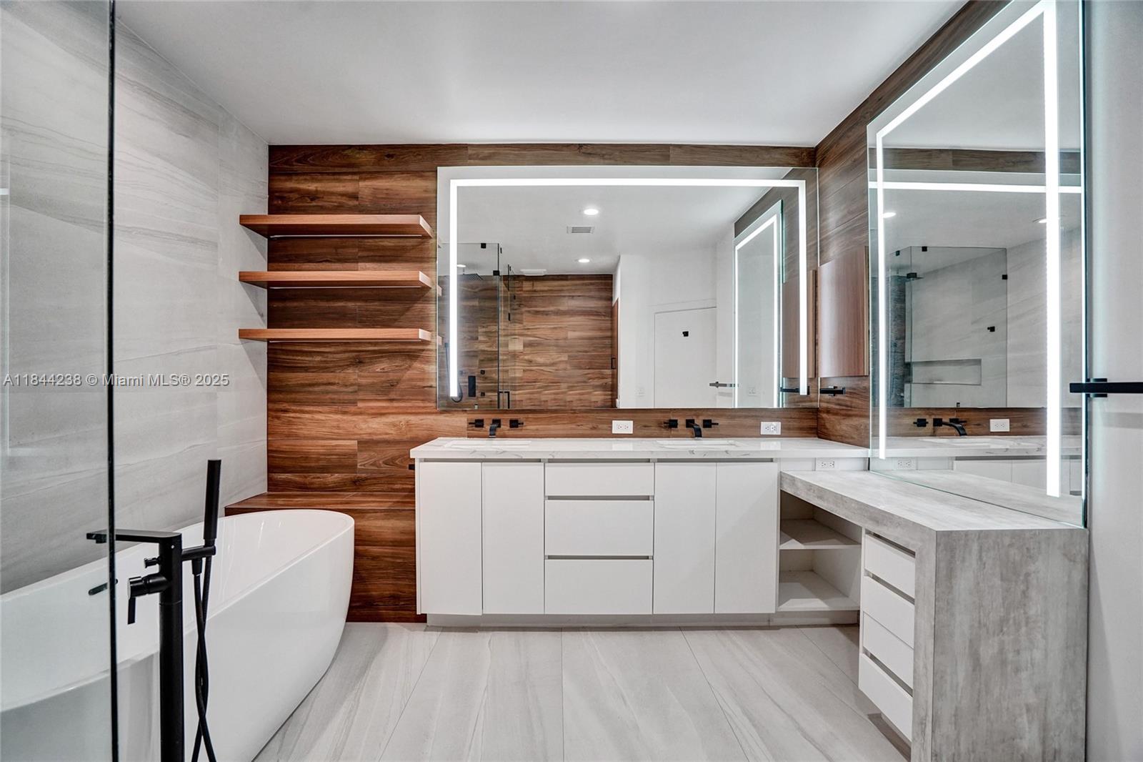 Photo of 3757 208th Ter  (3757), Aventura, Florida, 33180 - 