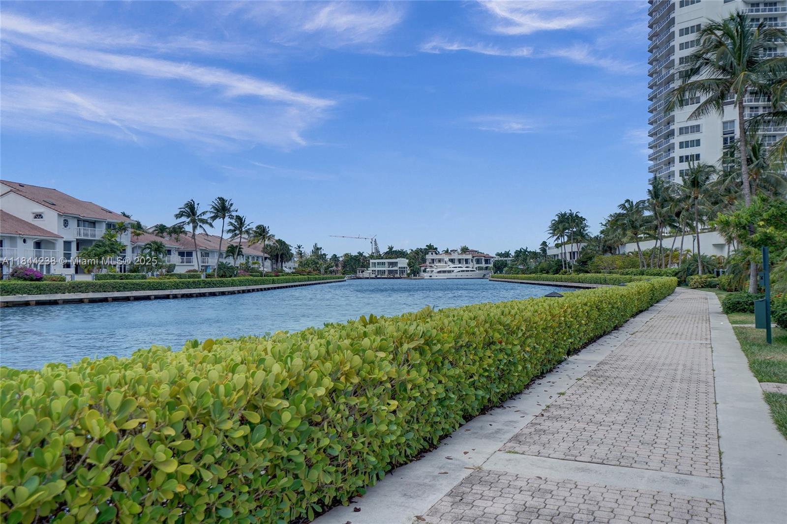 Photo of 3757 208th Ter  (3757), Aventura, Florida, 33180 - 