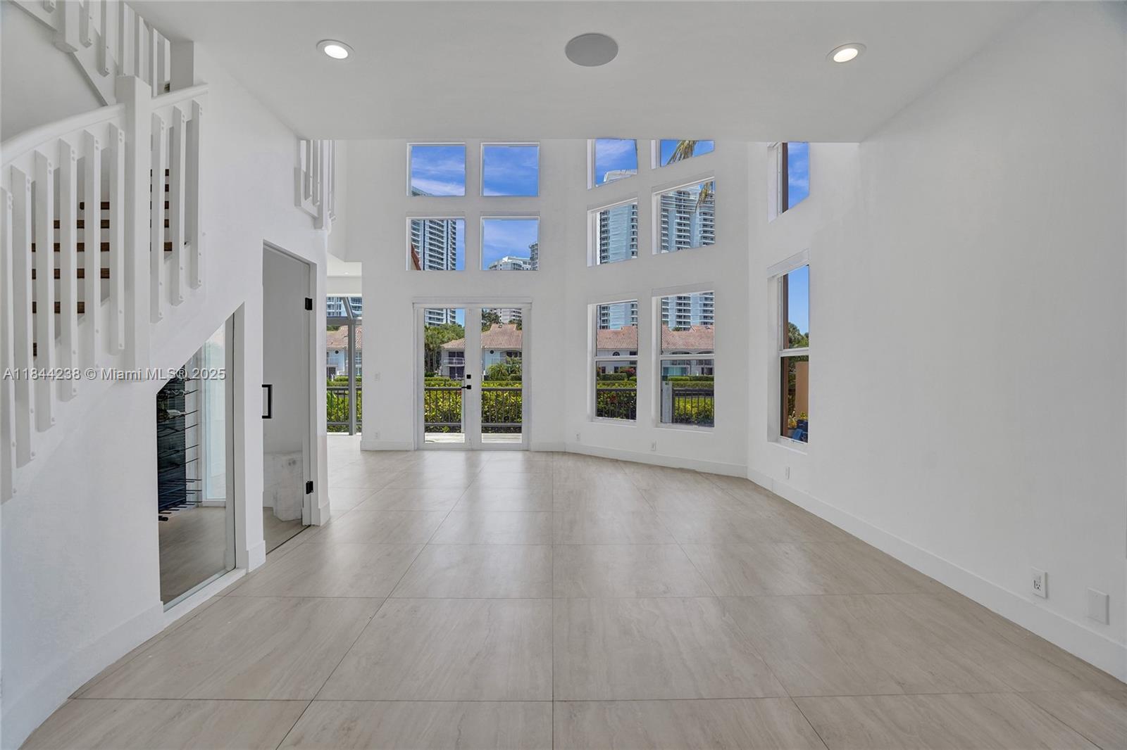 Photo of 3757 208th Ter  (3757), Aventura, Florida, 33180 - 