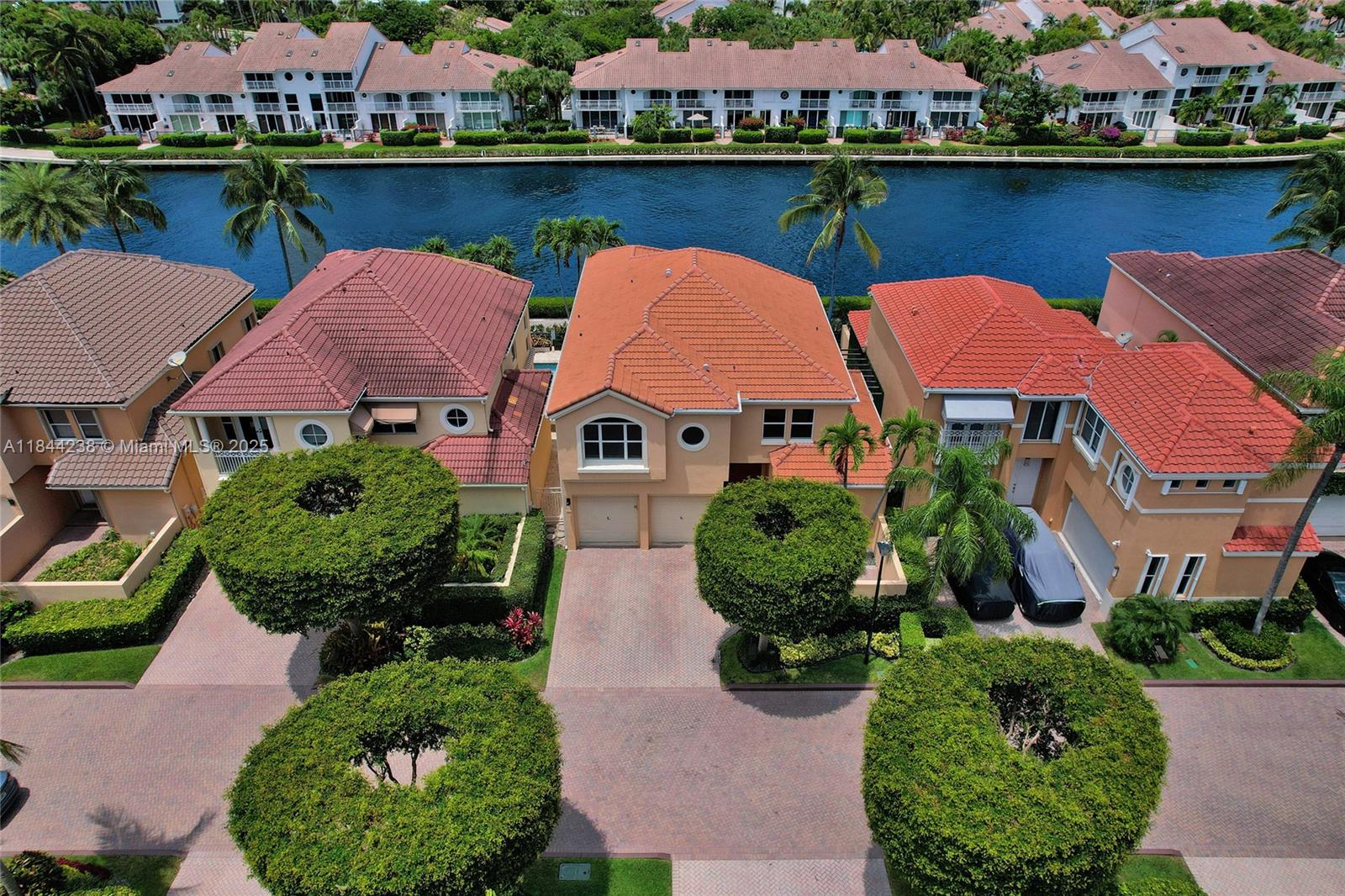 Photo of 3757 208th Ter  (3757), Aventura, Florida, 33180 - 