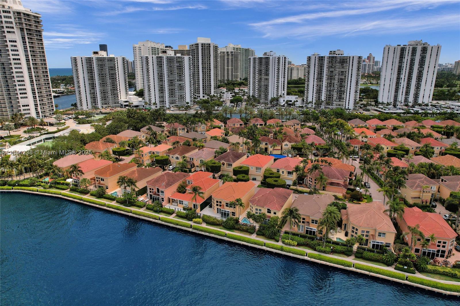 Photo of 3757 208th Ter  (3757), Aventura, Florida, 33180 - 