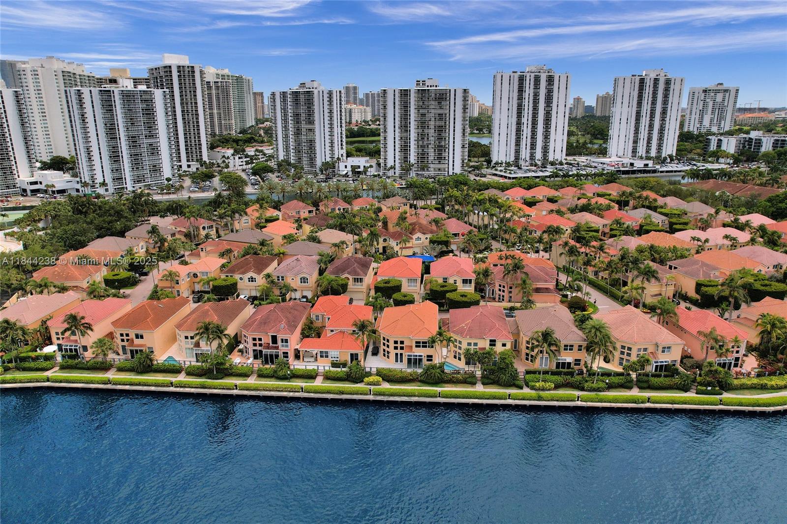 Photo of 3757 208th Ter  (3757), Aventura, Florida, 33180 - 