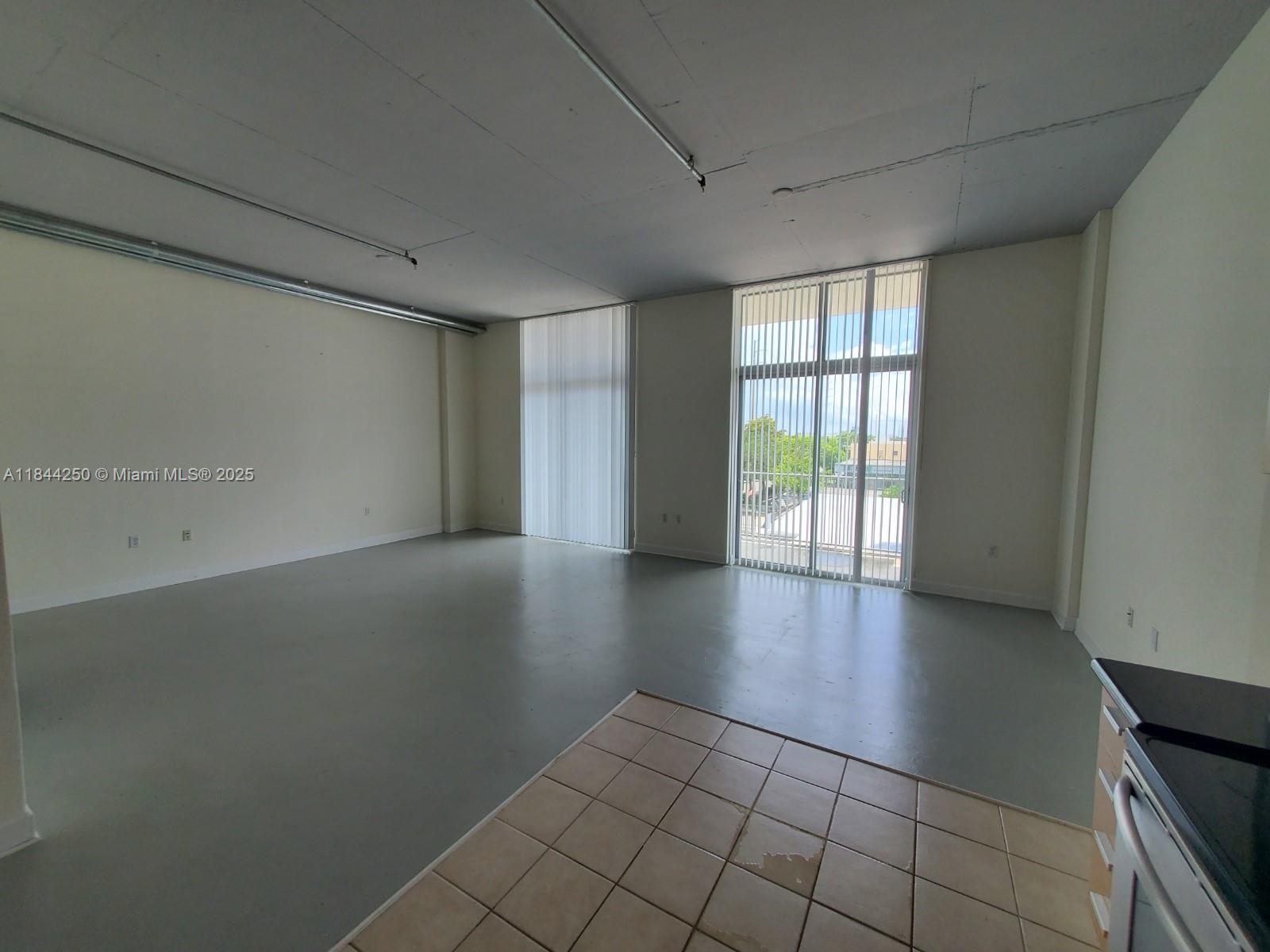 Photo of 2100 Van Buren St  #305, Hollywood, Florida, 33020 - 