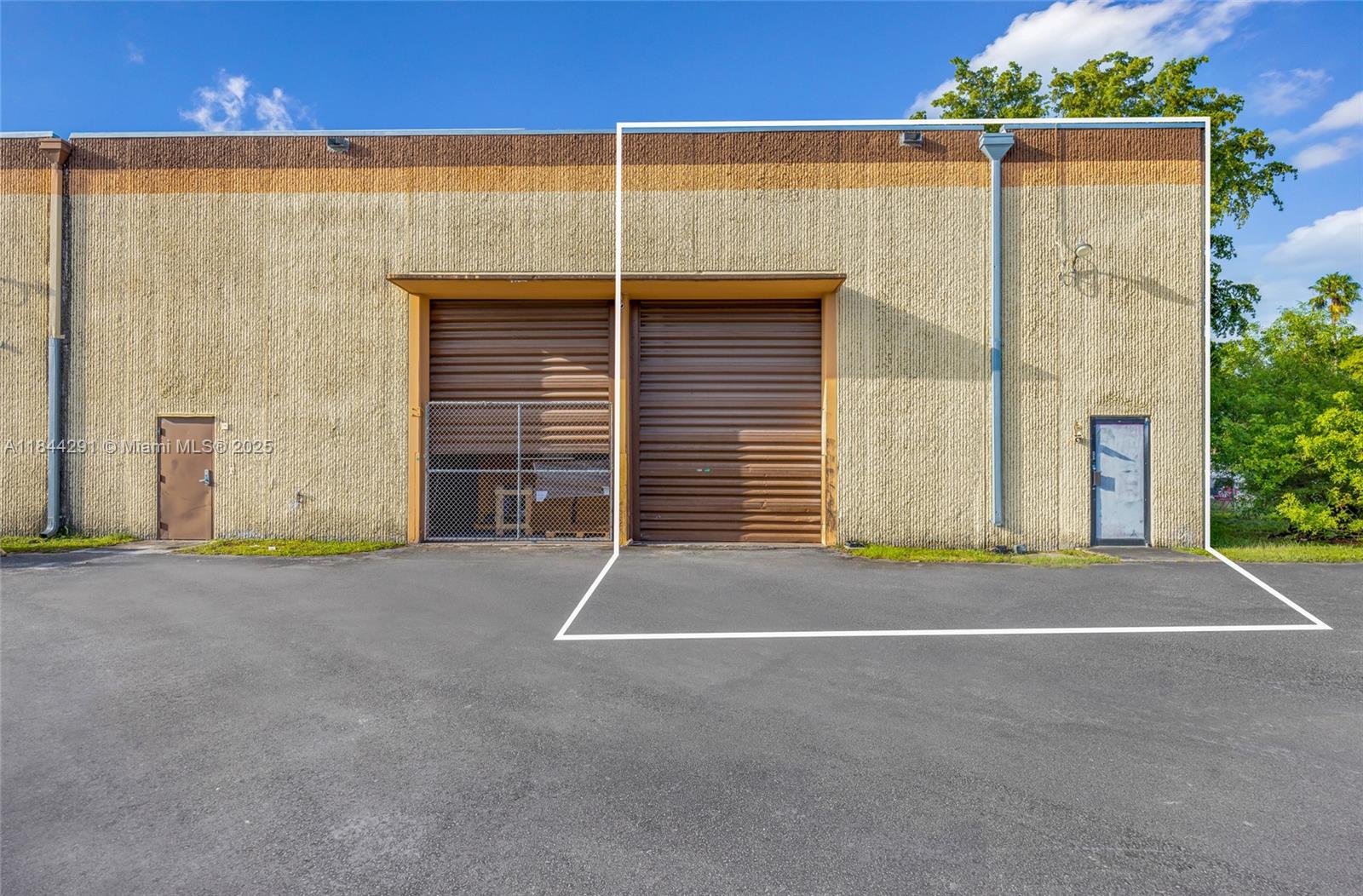 See details / sq. ft. $ 2025-07-21 0 Photo