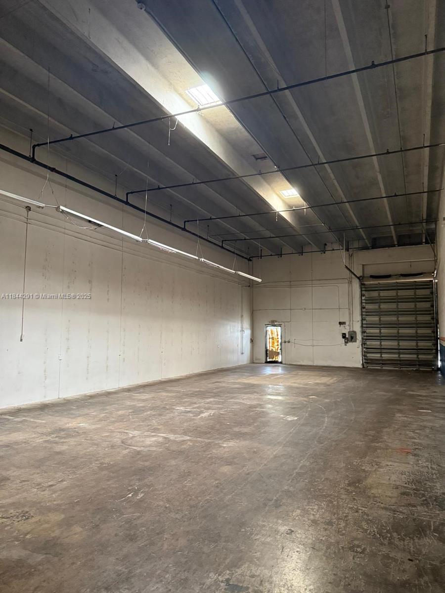 See details / sq. ft. $ 2025-07-21 0 Photo