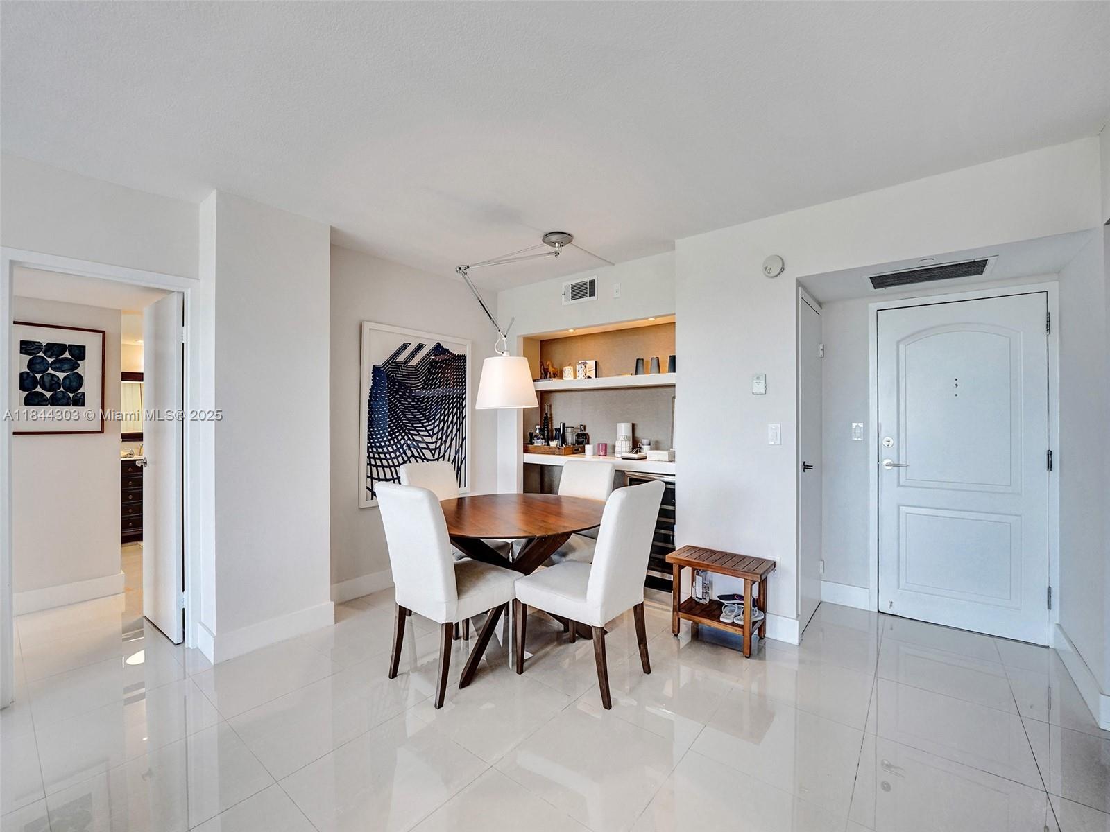 Photo of 3625 Country Club Dr  #706, Aventura, Florida, 33180 - 