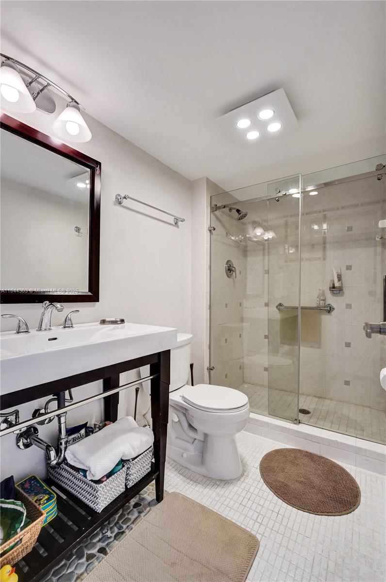 Photo of 3625 Country Club Dr  #706, Aventura, Florida, 33180 - 