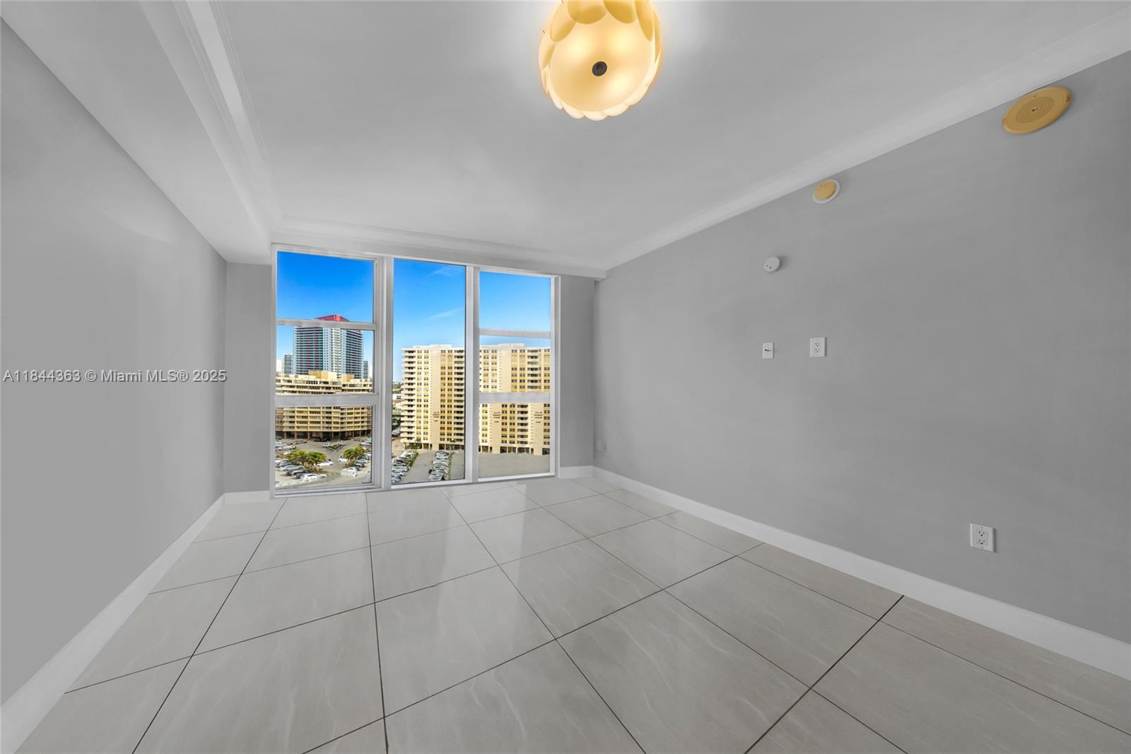 See details 1110 2 / 2 1782 sq. ft. $ 2025-07-21 0 Photo