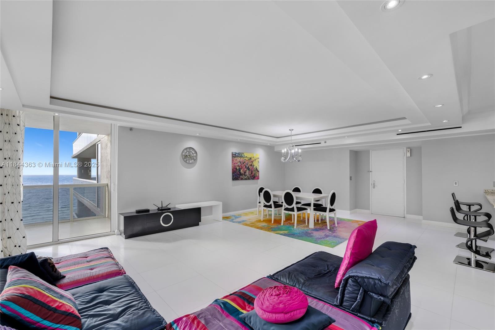 See details 1110 2 / 2 1782 sq. ft. $ 2025-07-21 0 Photo