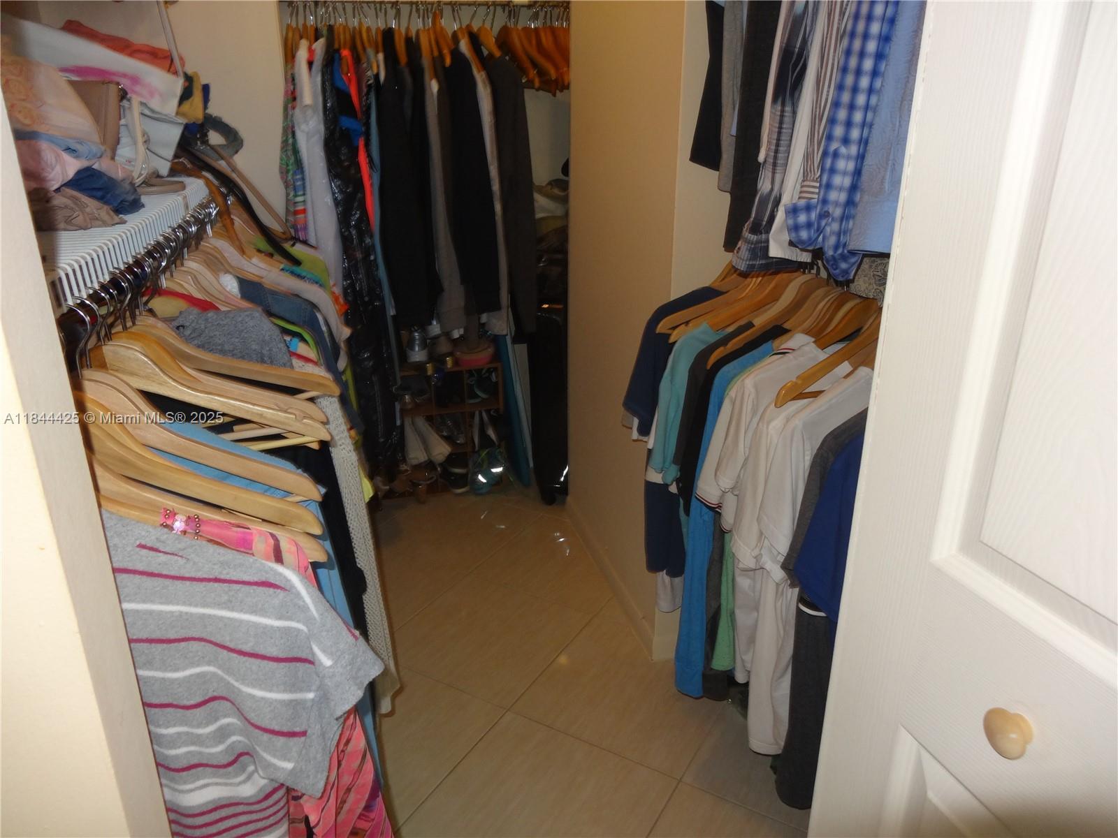 Photo of 600 Three Islands Blvd  #817, Hallandale Beach, Florida, 33009 - 