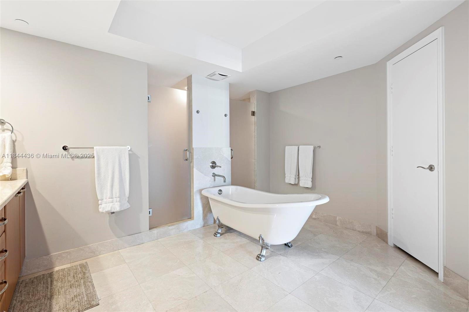 Photo of 3301 183rd St  #2208, Aventura, Florida, 33160 - 