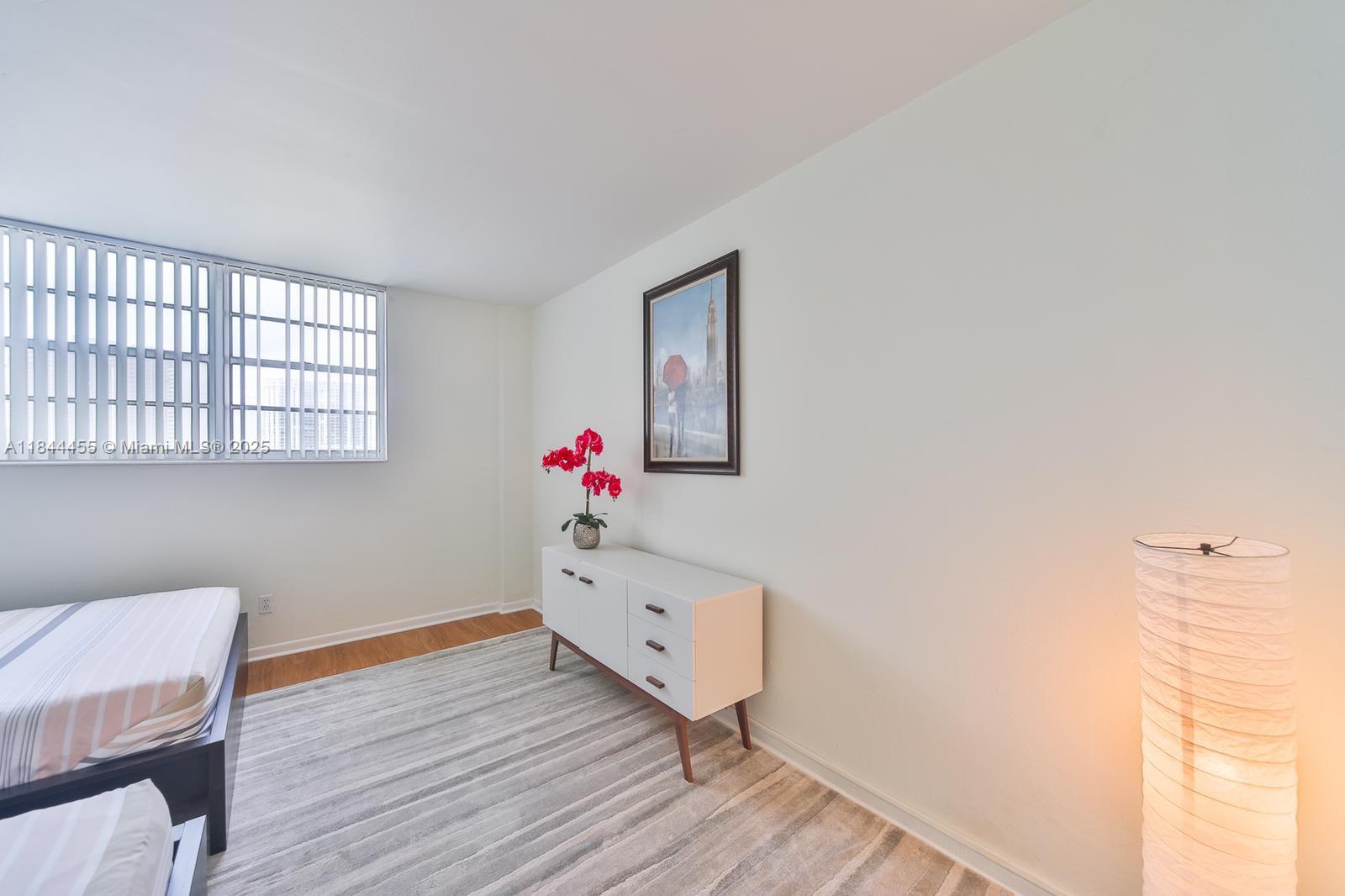 Photo of 19370 Collins Ave  #622, Sunny Isles Beach, Florida, 33160 - 