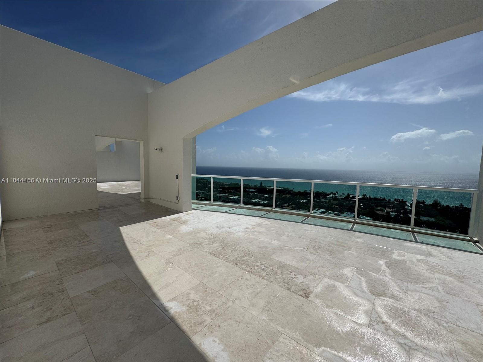Photo of 20201 Country Club Dr  #2809, Aventura, Florida, 33180 - 